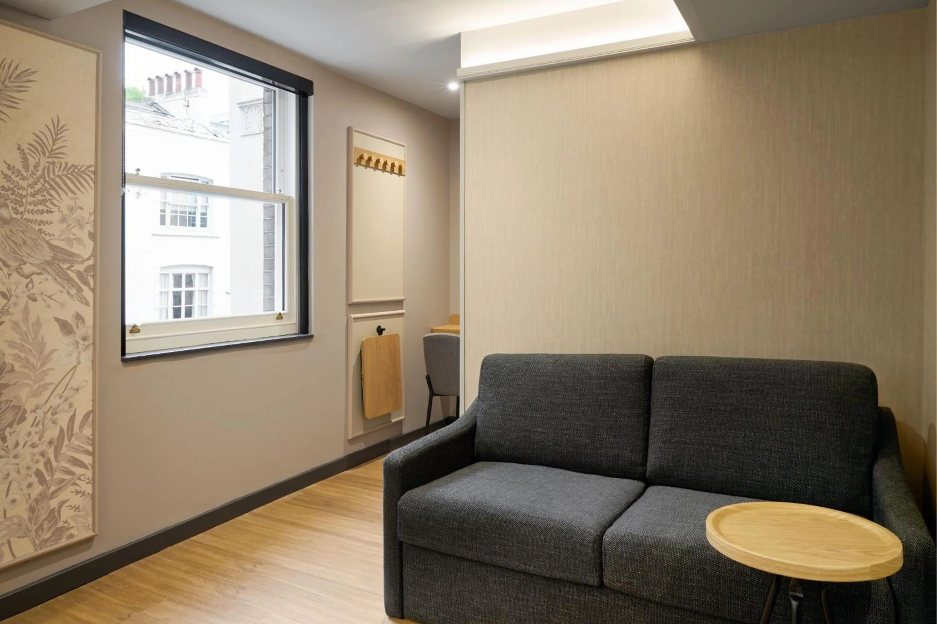 Bedroom in Four Points Flex by Sheraton London Euston