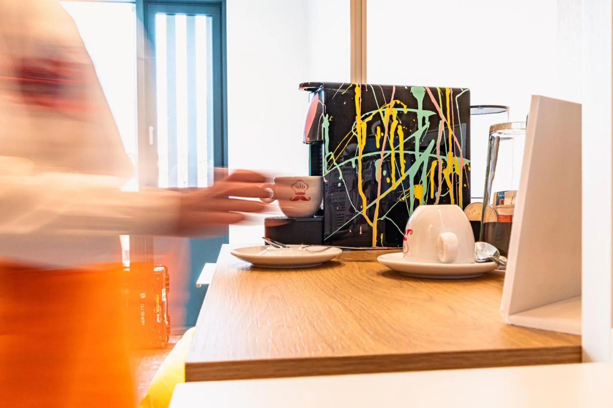 Coffee/tea facilities in Hotel Kitchen59