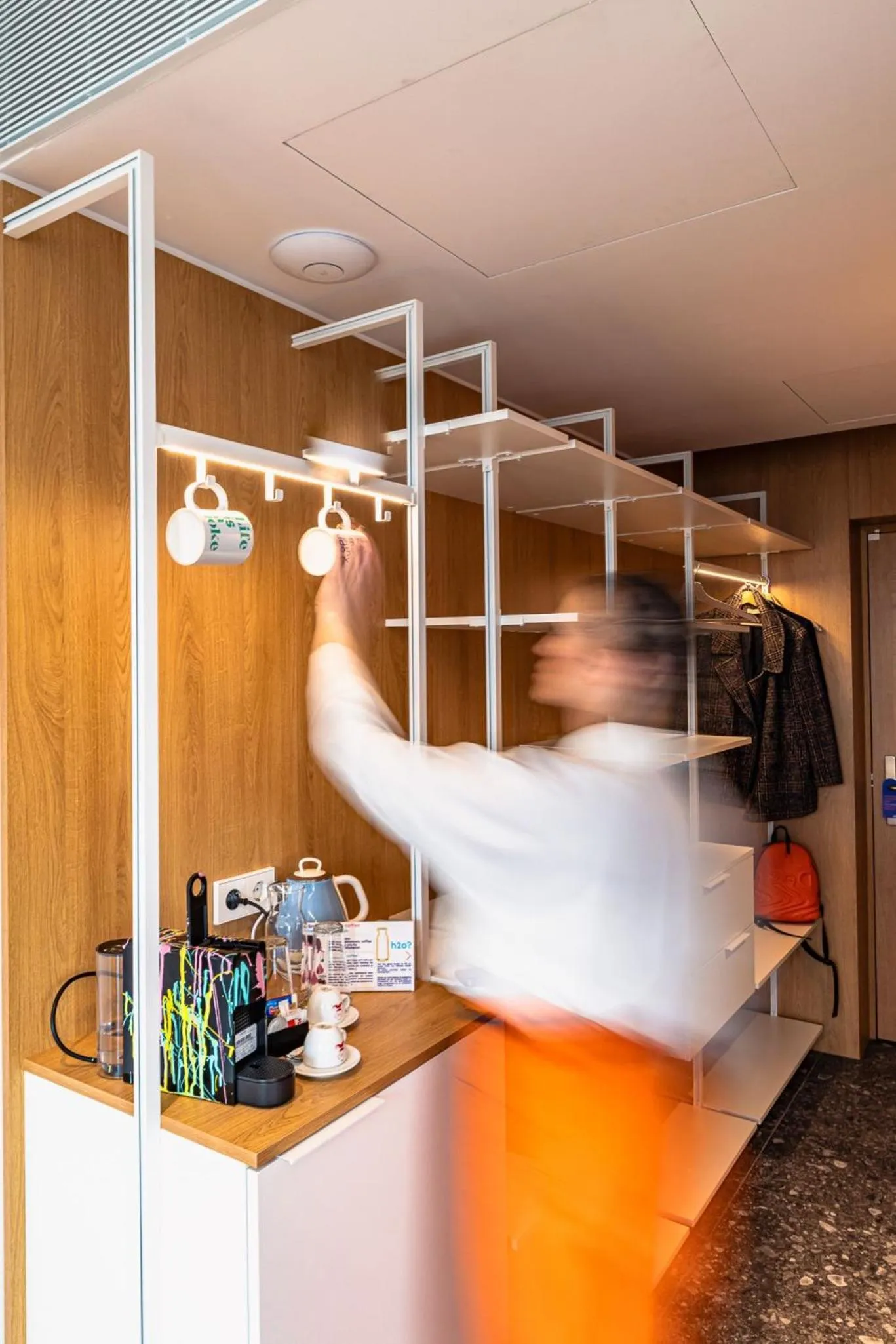 Coffee/tea facilities in Hotel Kitchen59