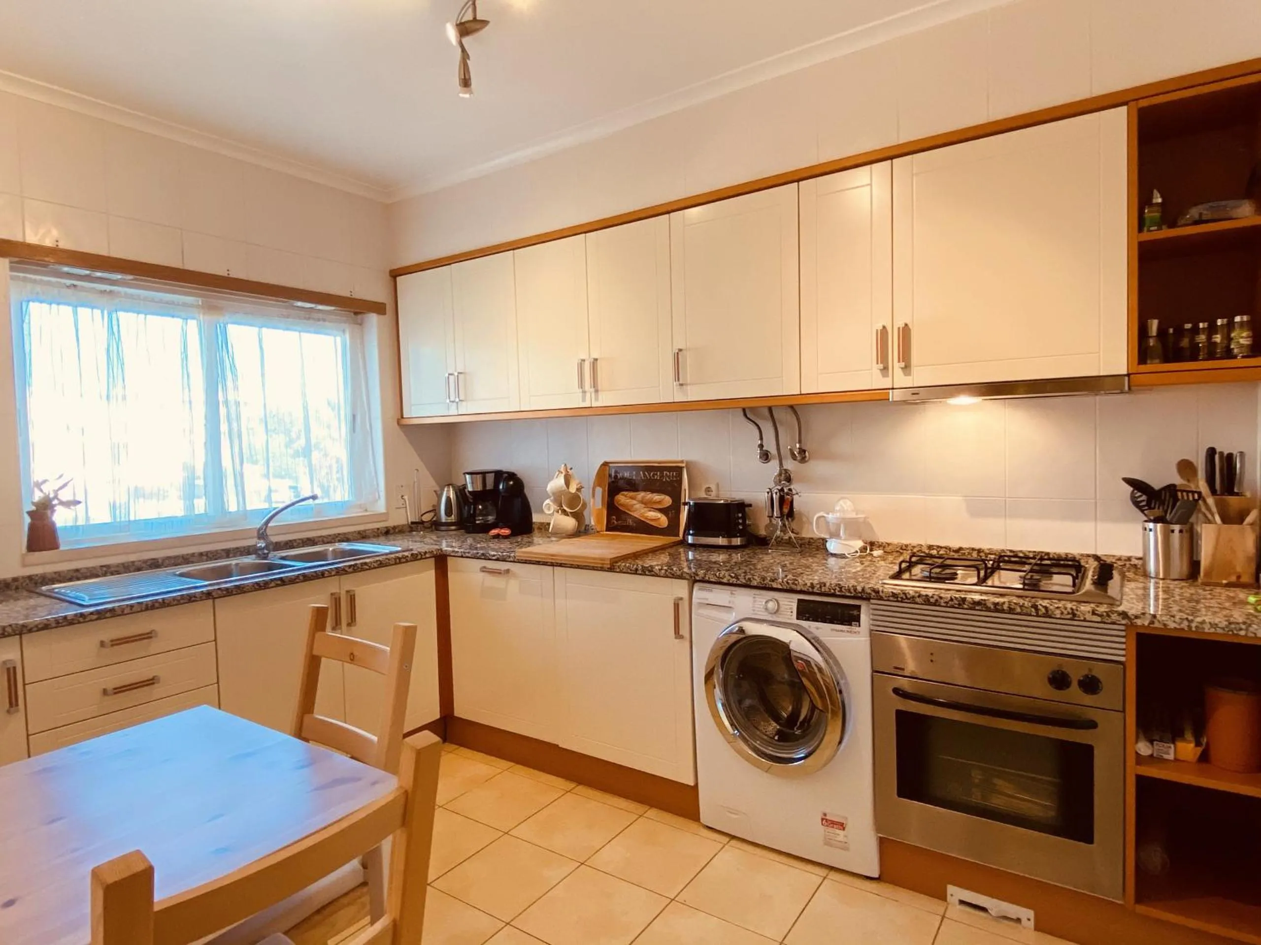 Vista - Shared Pool - 4 Guests - Albufeira