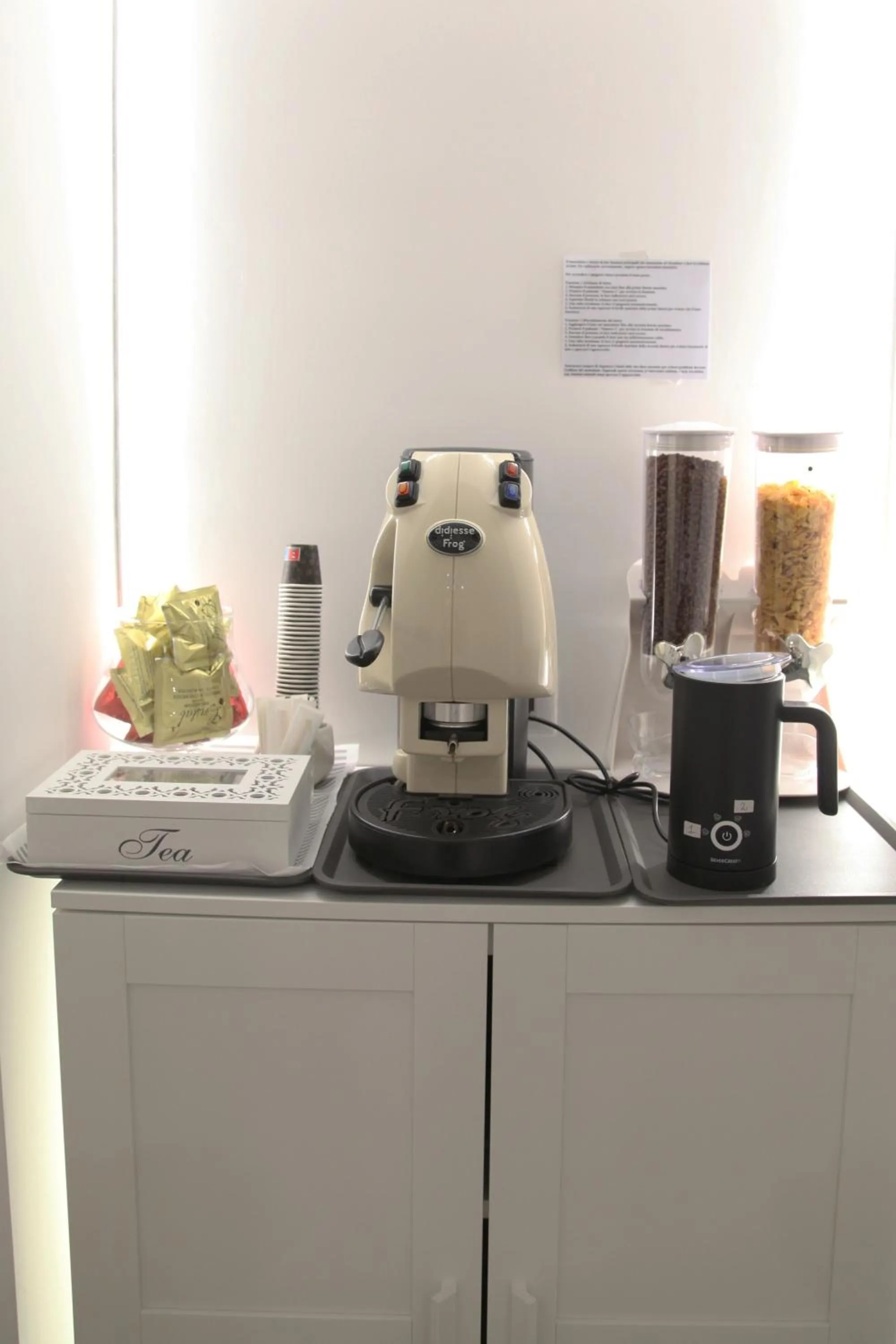 Coffee/tea facilities in Royal Dreams