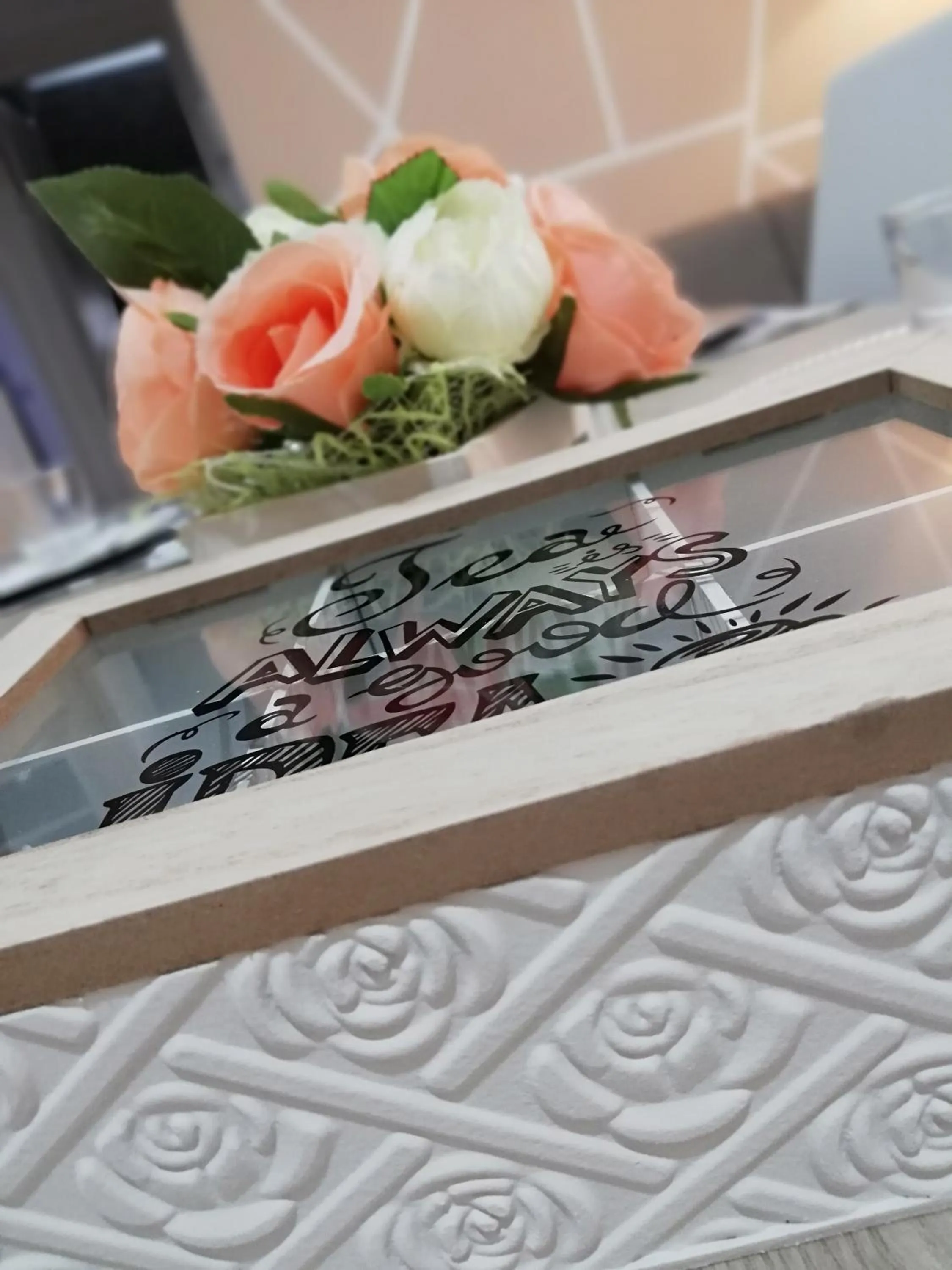 Food and drinks in Royal Dreams