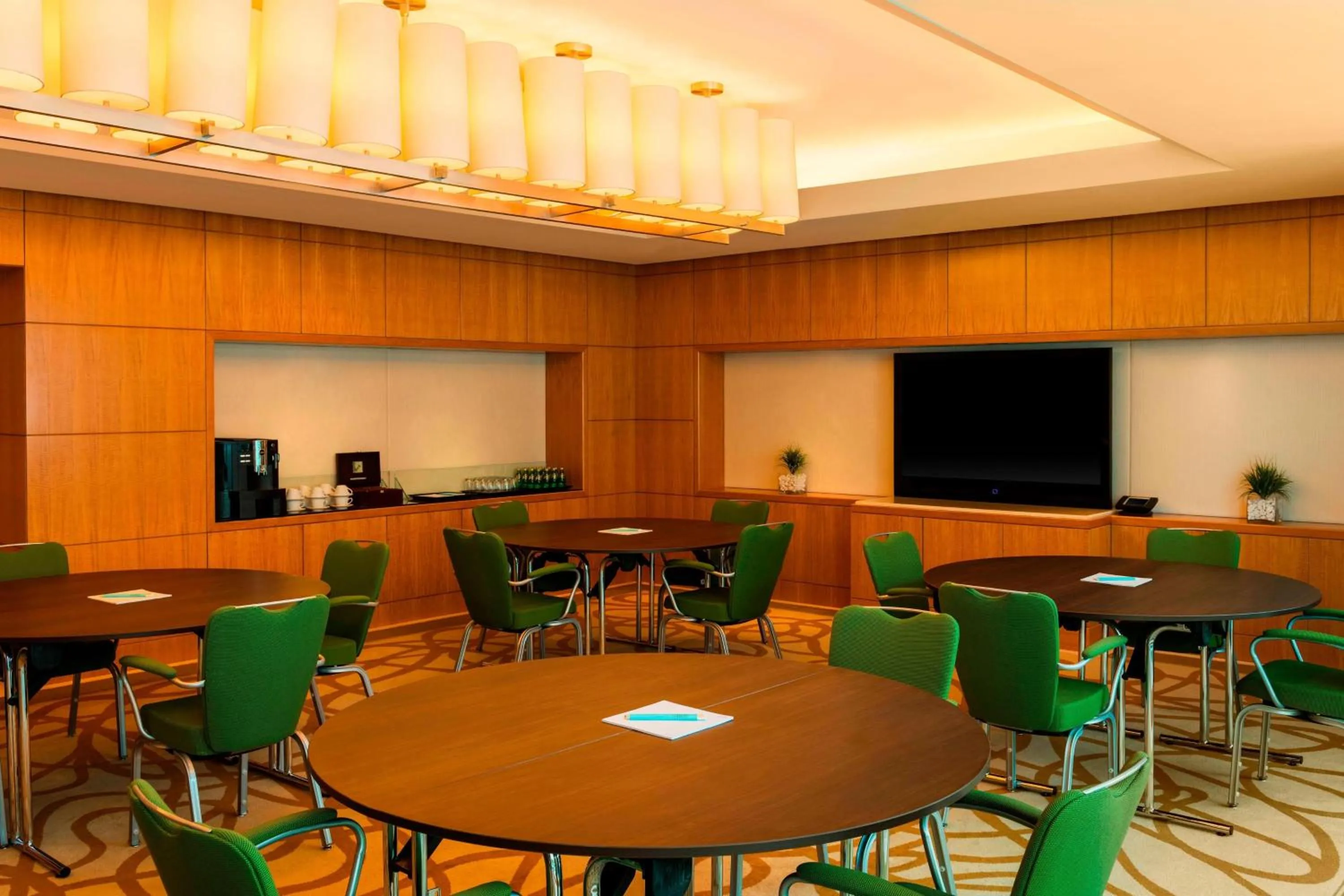 Meeting/conference room in Four Points by Sheraton Sheikh Zayed Road
