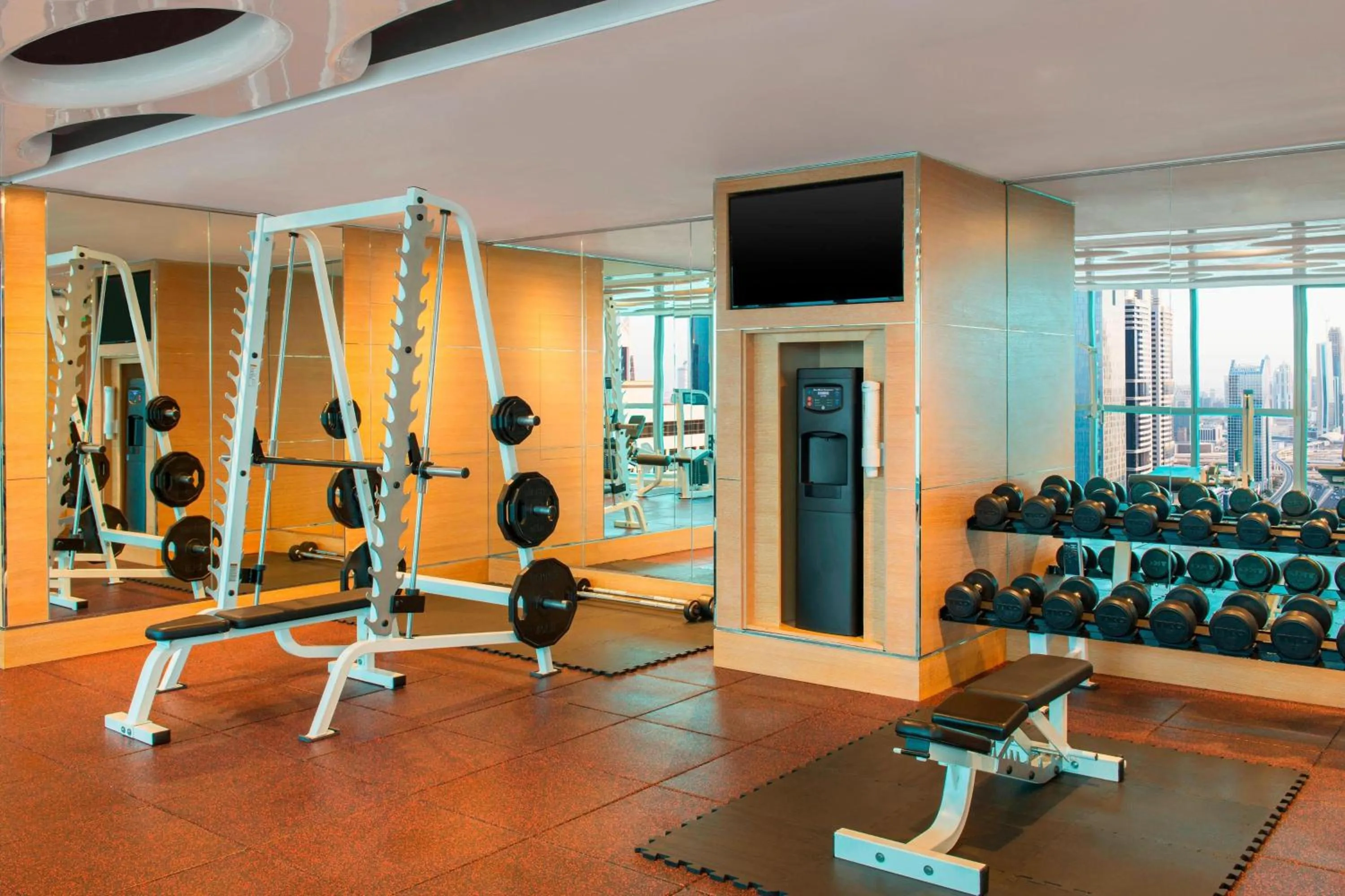 Fitness centre/facilities in Four Points by Sheraton Sheikh Zayed Road