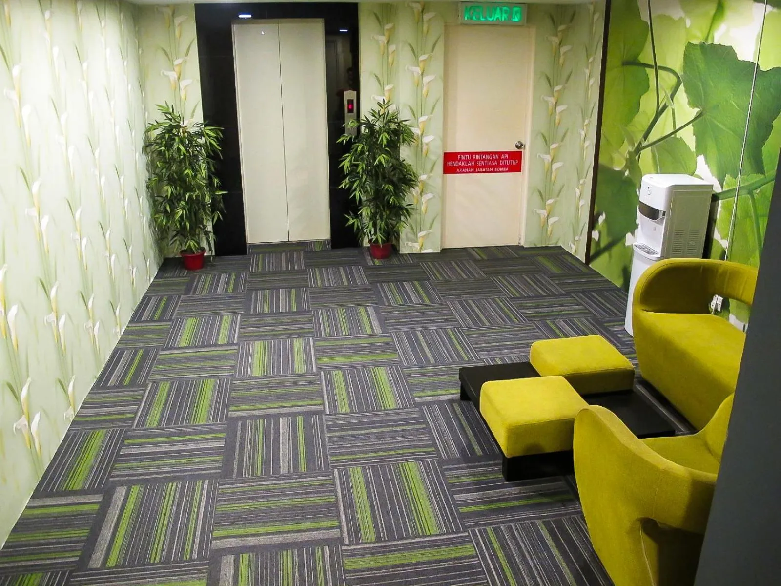 Seating area in Orchard Inn Puchong