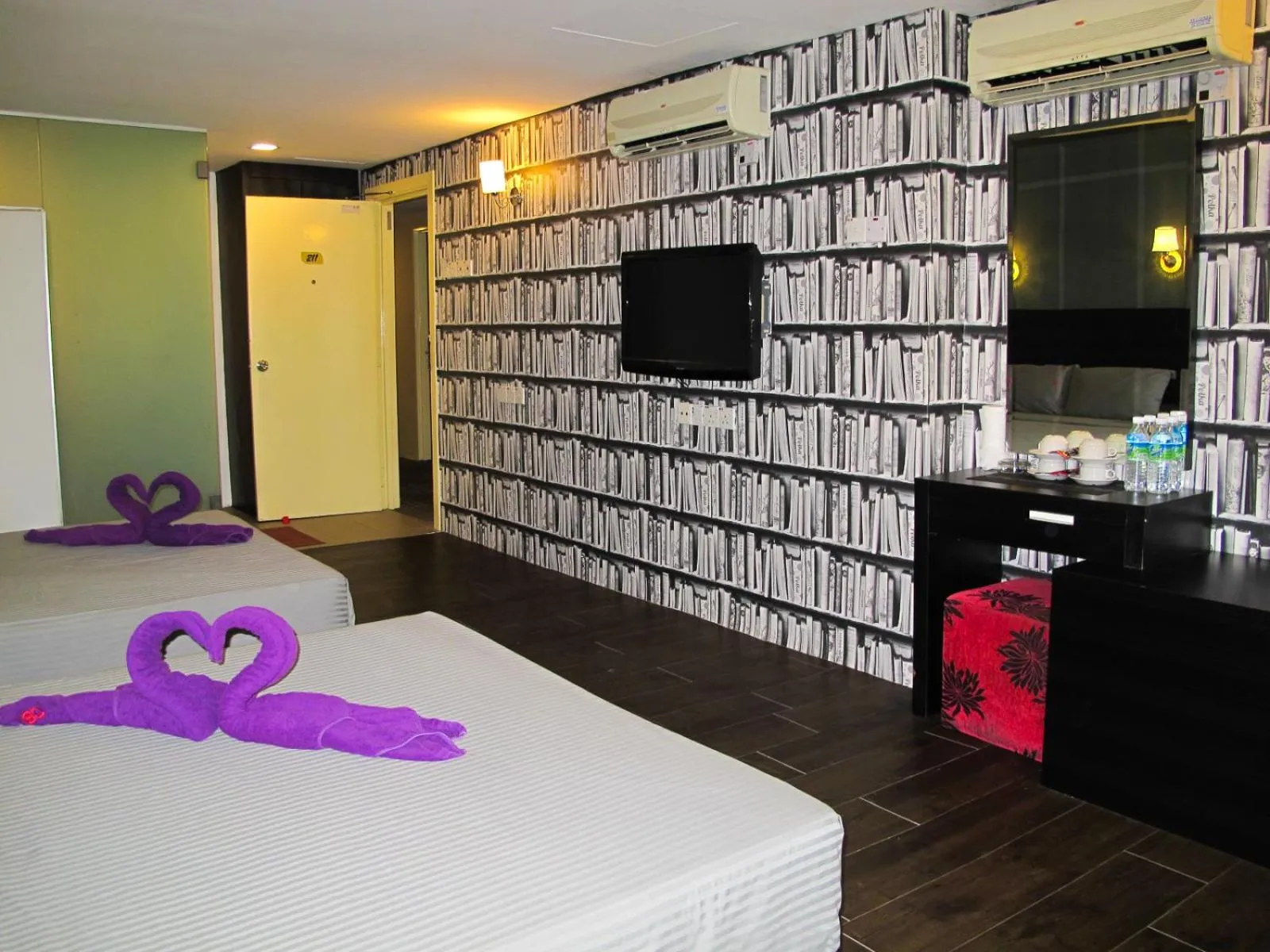 TV and multimedia in Orchard Inn Puchong