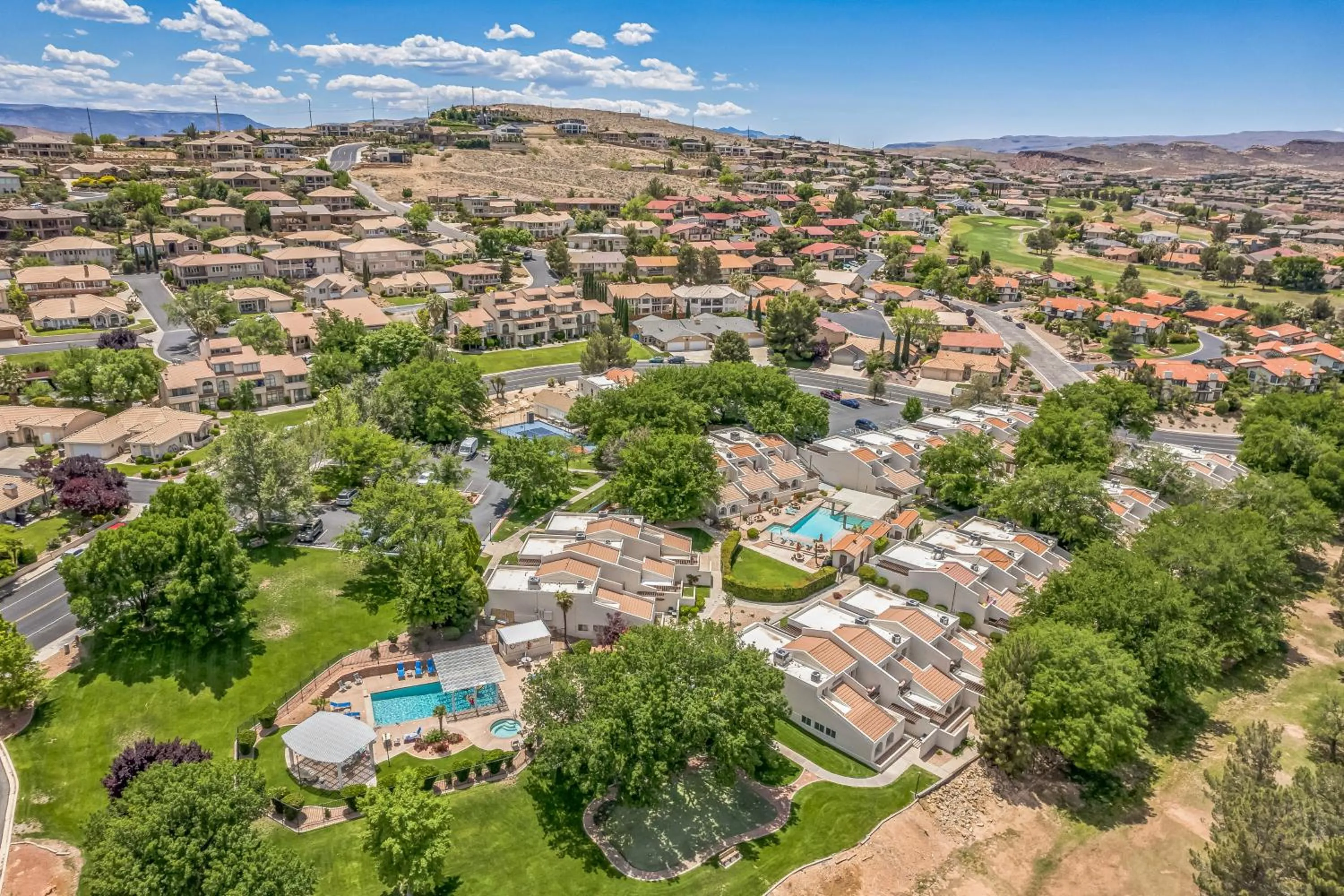 Property building in Villas at Southgate