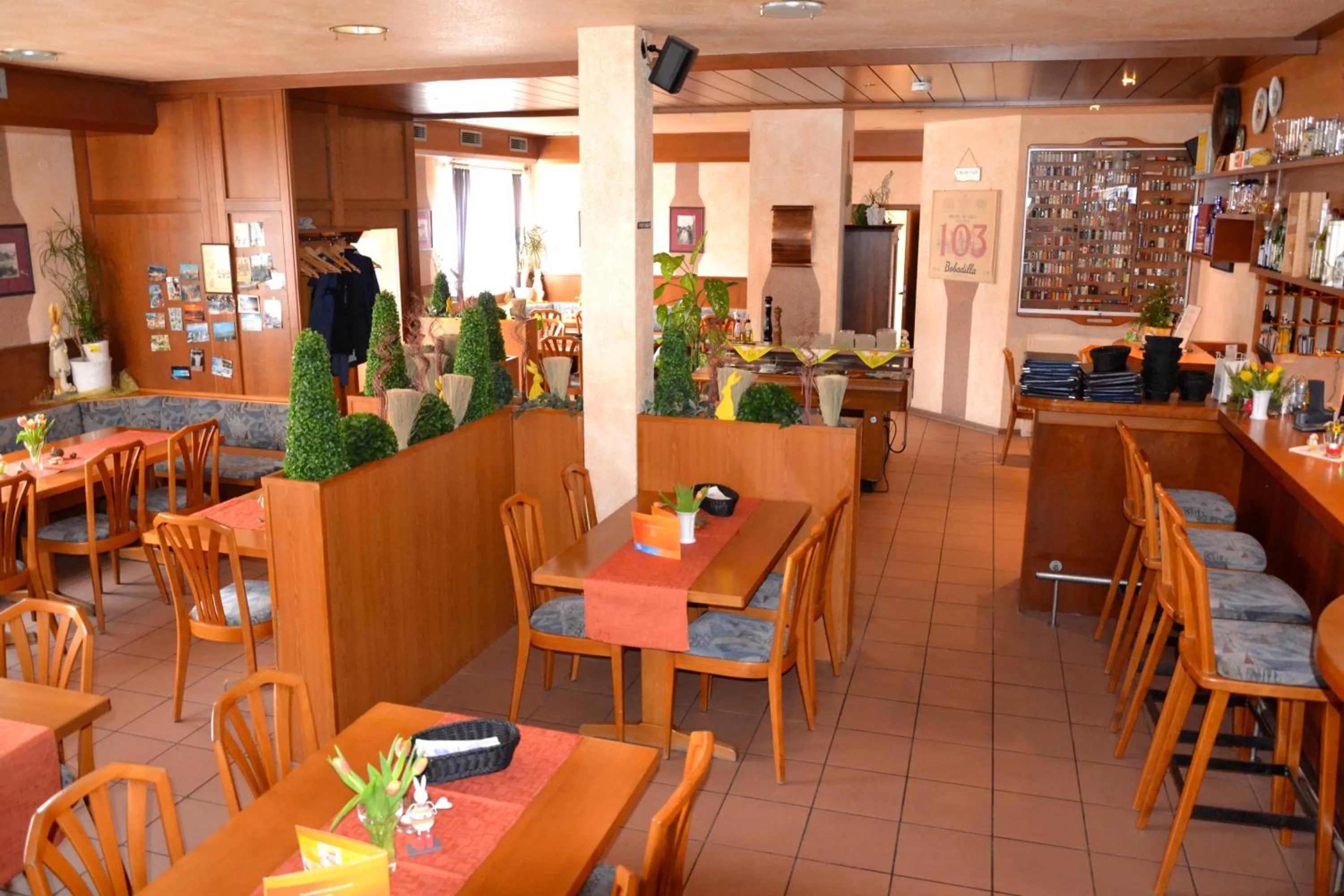 Restaurant/places to eat in Altes Rathaus am Elz Garten