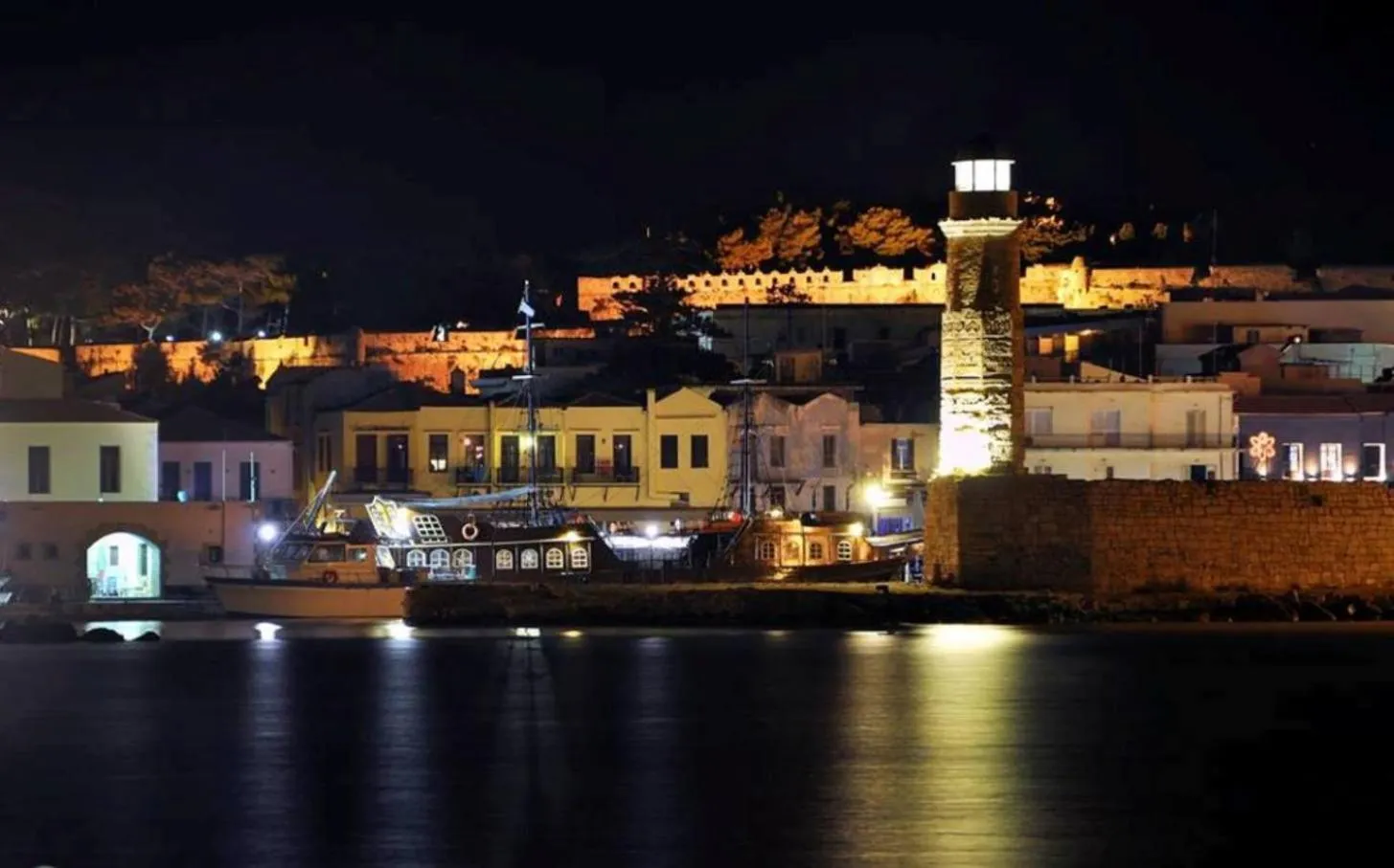 Nearby landmark in Poledas Apartments