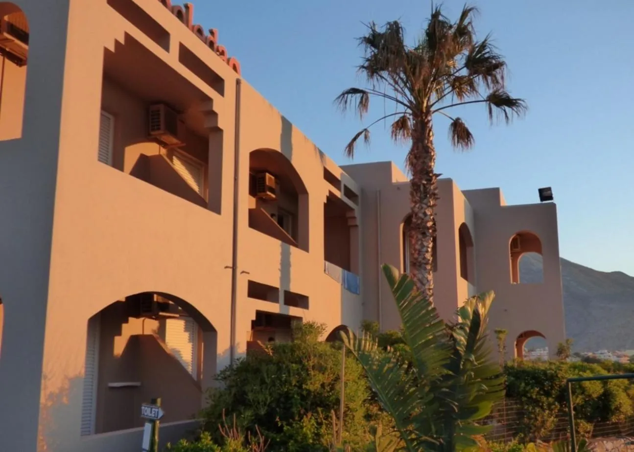 Property building in Poledas Apartments