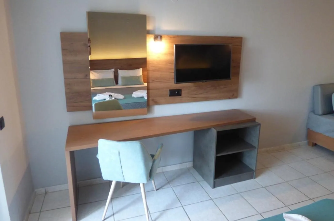 TV and multimedia in Poledas Apartments