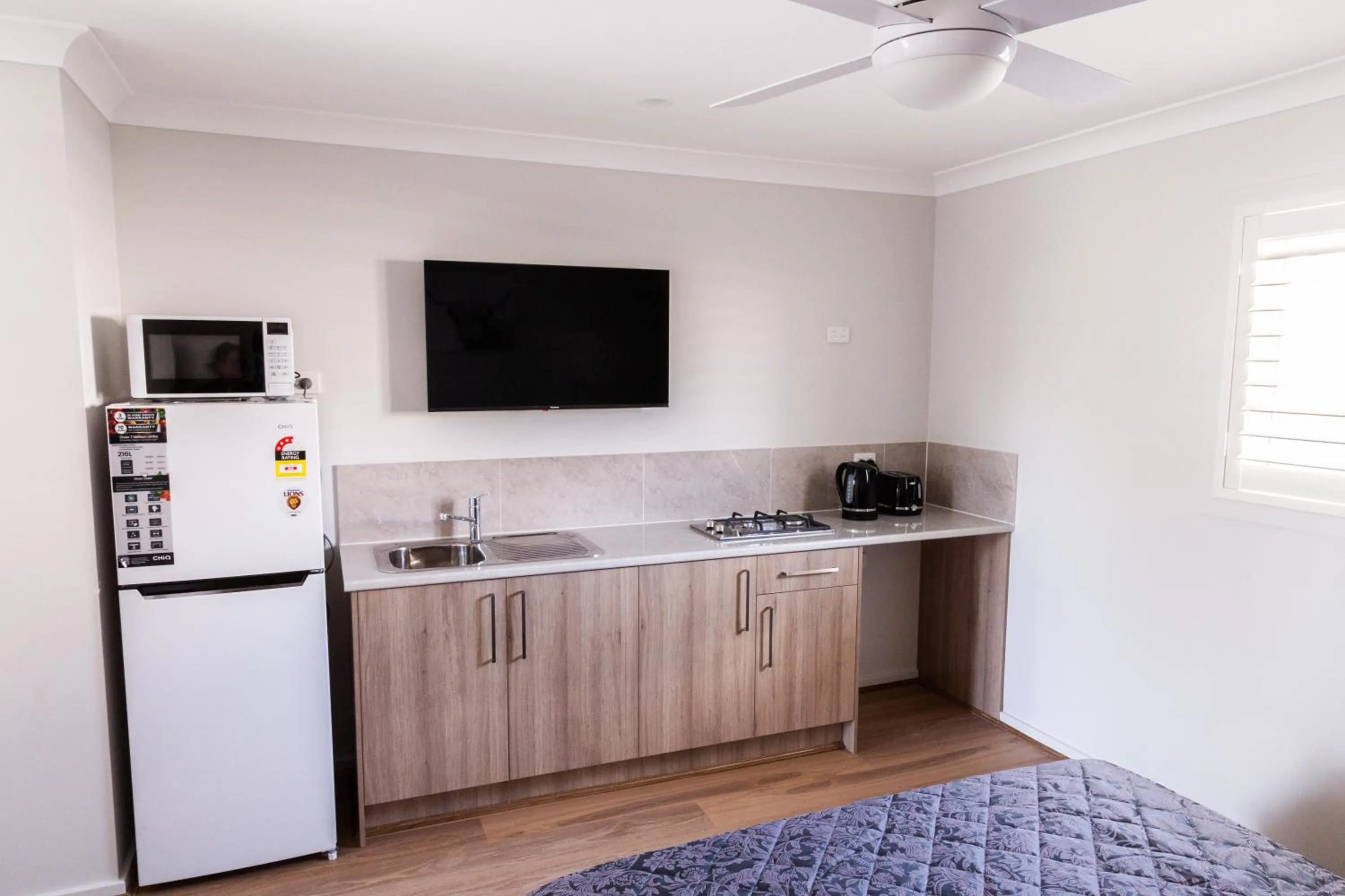 TV and multimedia in Singleton Valley Accommodation