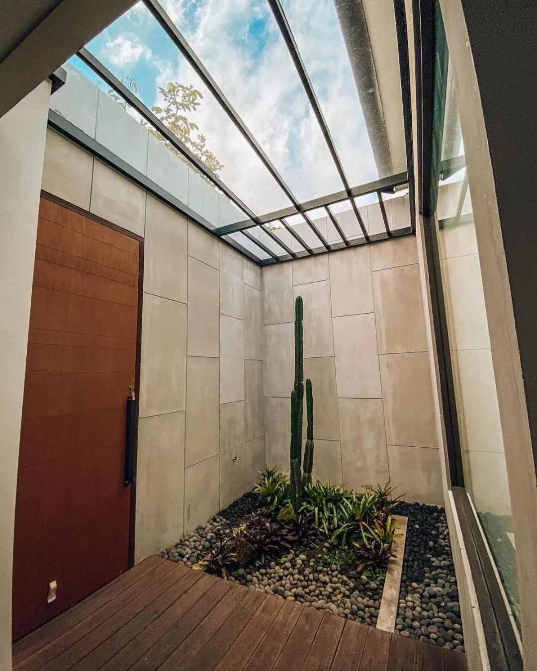 Villa Carmela Batu by Kingspark 8