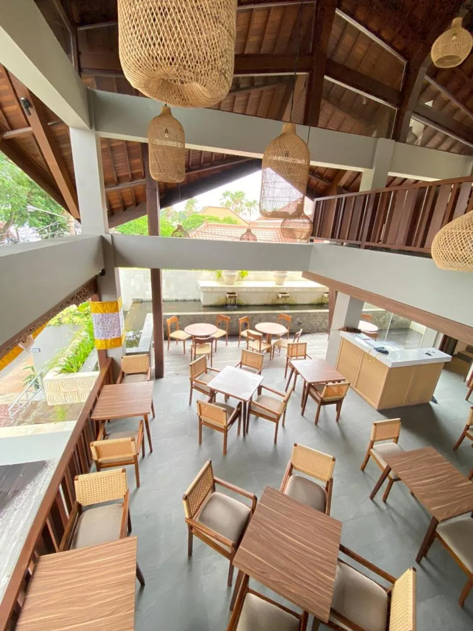 Restaurant/places to eat in Kayangan Boutique Hotel