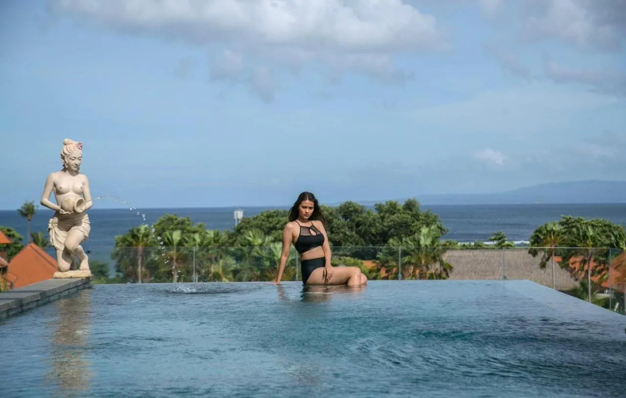 Beach in Kayangan Boutique Hotel