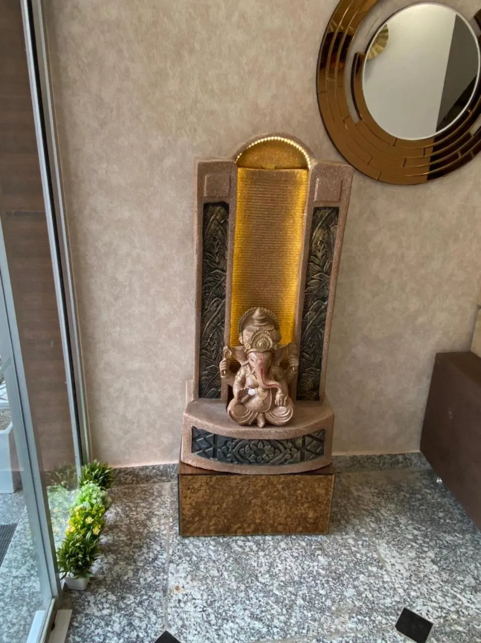 Lobby or reception in The Divine Oak