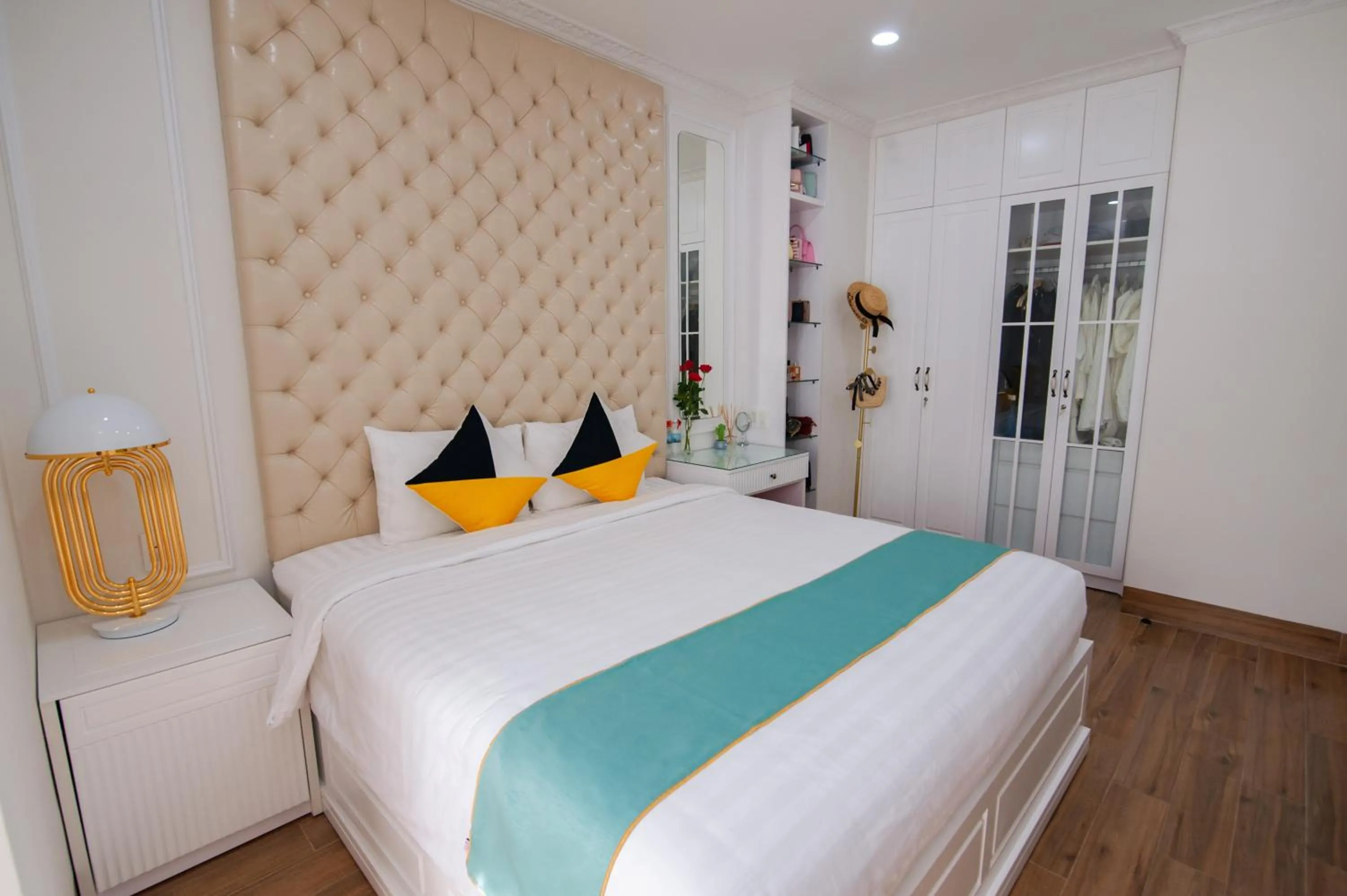 Bedroom, Bed in The View Hotel