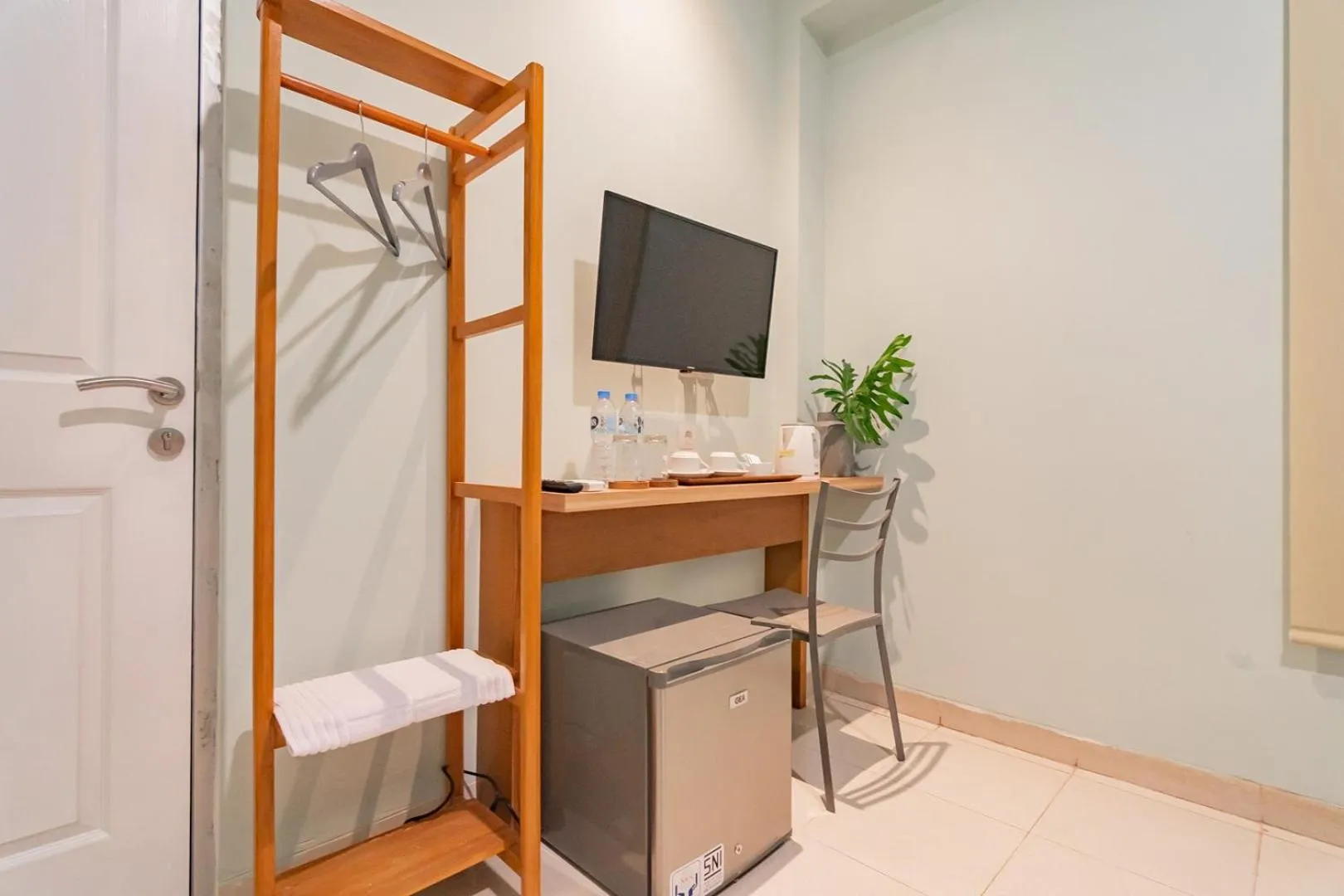 RedDoorz Plus @ Bagusrangin Street