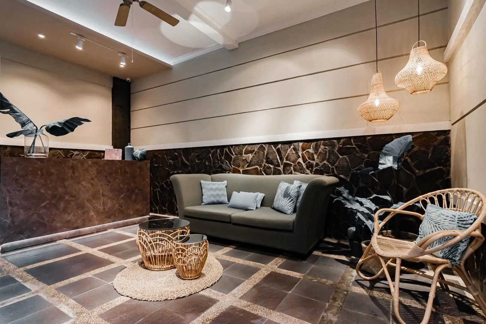 RedDoorz Plus @ Bagusrangin Street