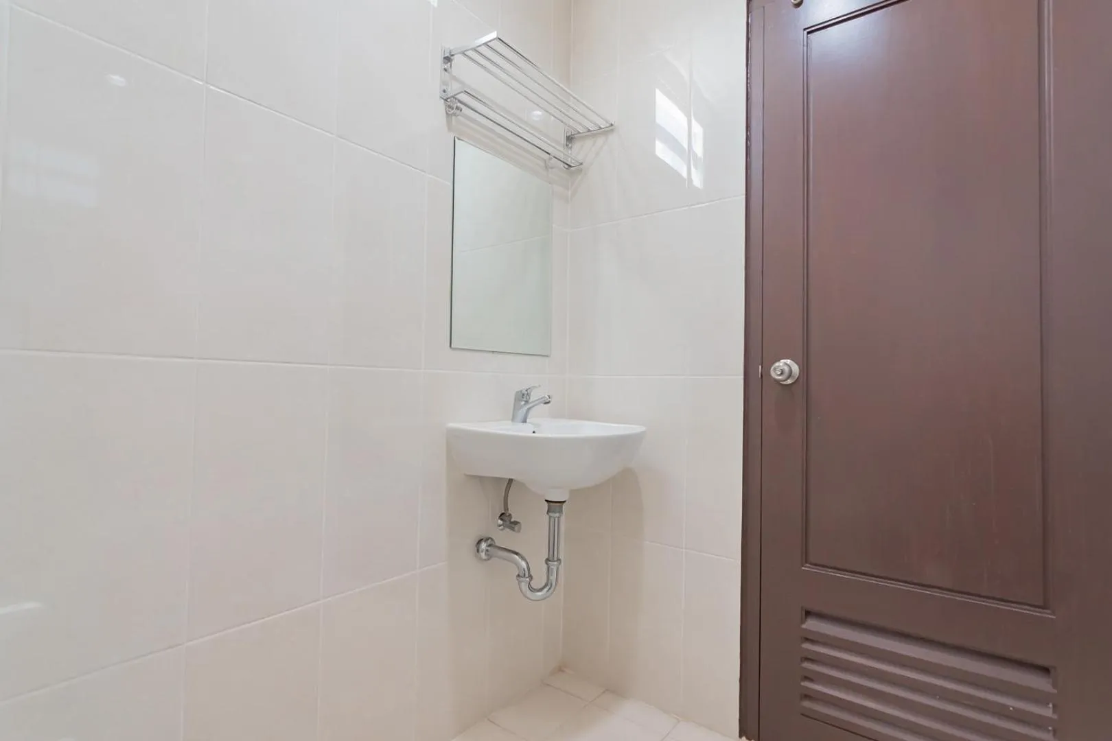 RedDoorz Syariah Plus near Tanjungpura University 2 Pontianak