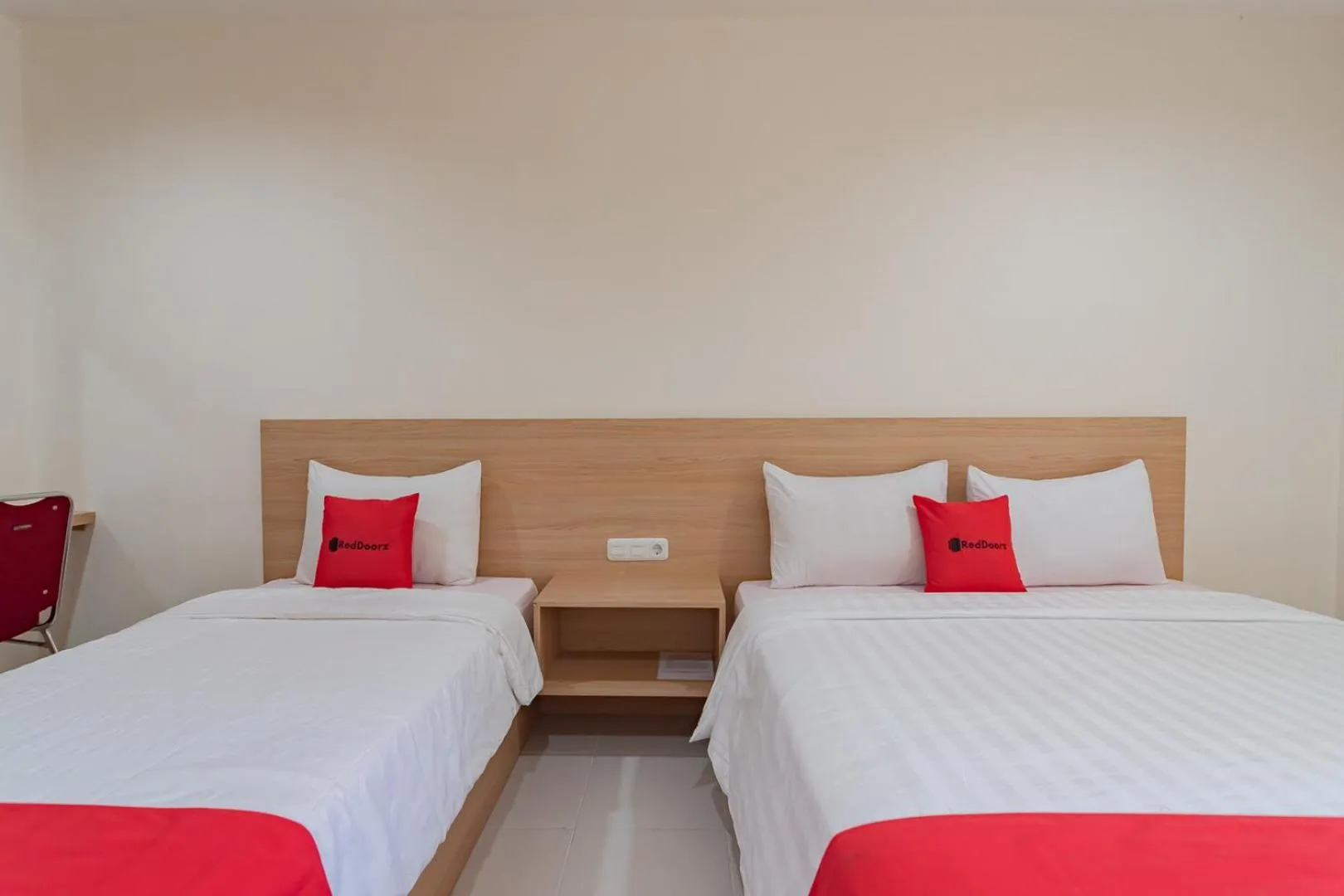 Bed in RedDoorz Syariah Plus near Tanjungpura University 2 Pontianak