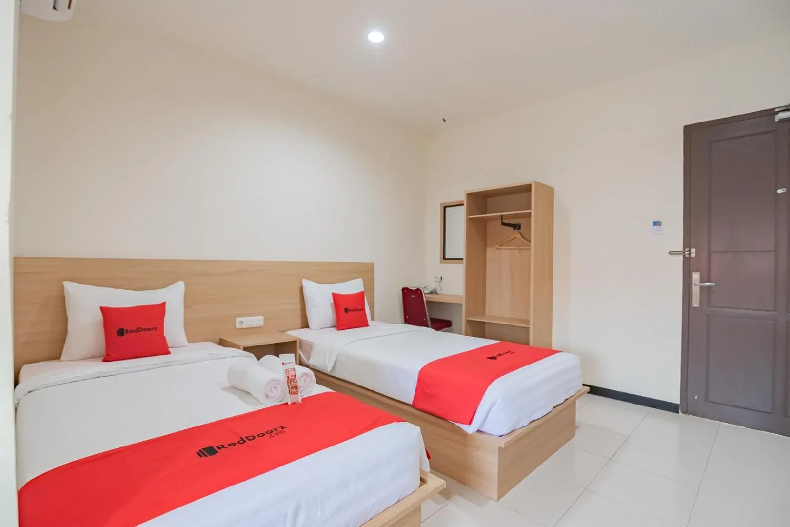 Bed in RedDoorz Syariah Plus near Tanjungpura University 2 Pontianak