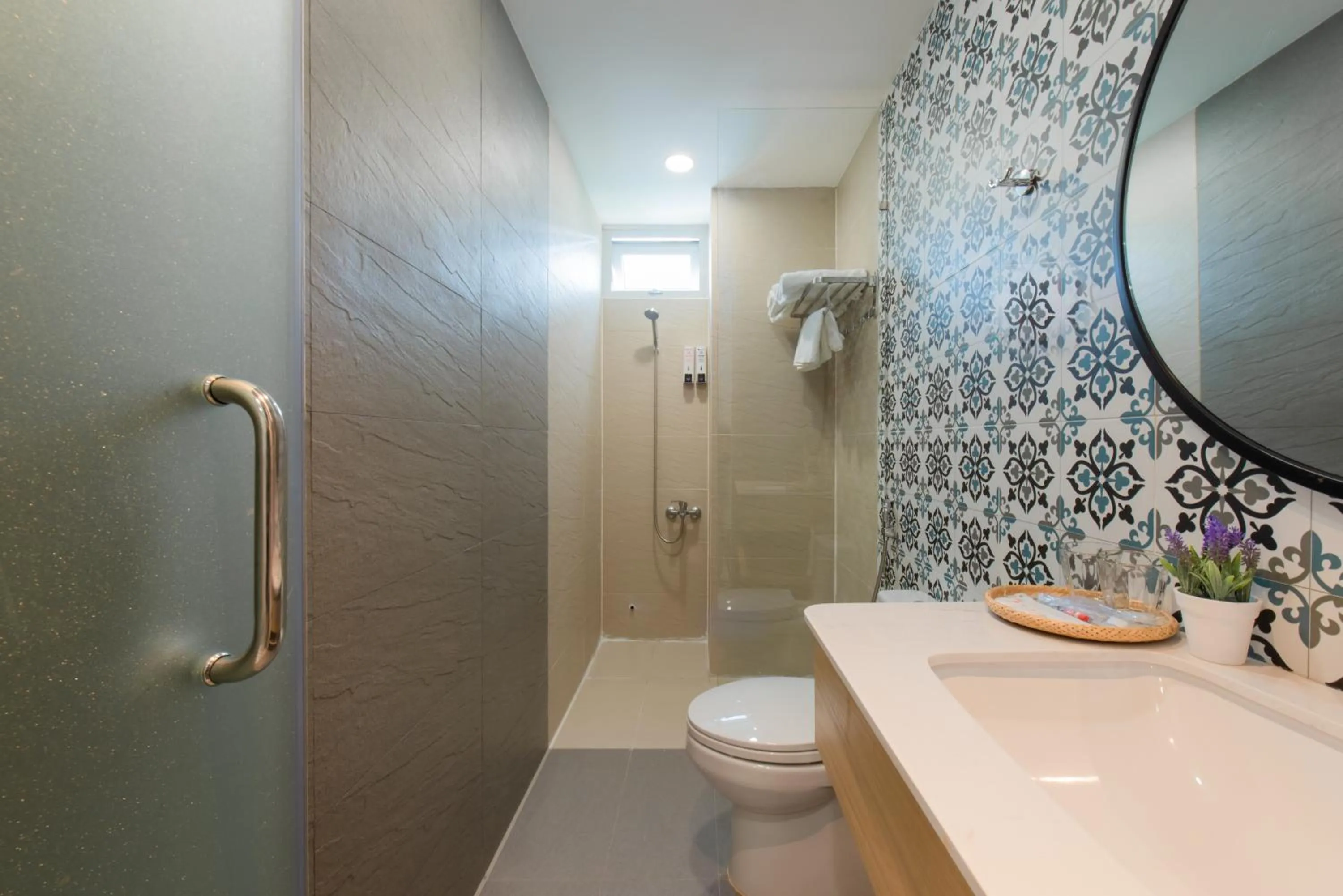 Toilet in Shoho Hotel Nha Trang