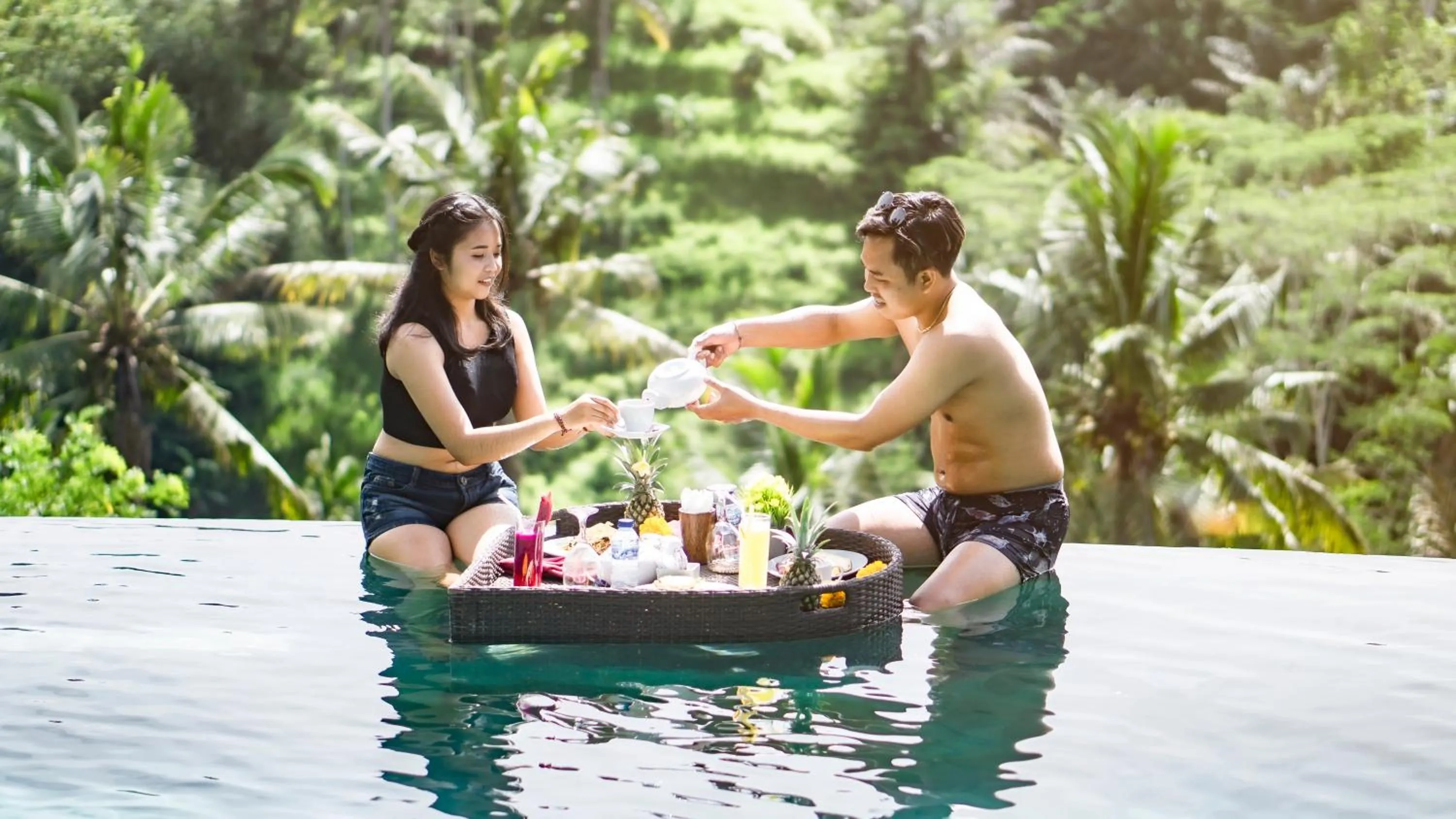 Swimming pool in Magatama Villa by Mahaputra