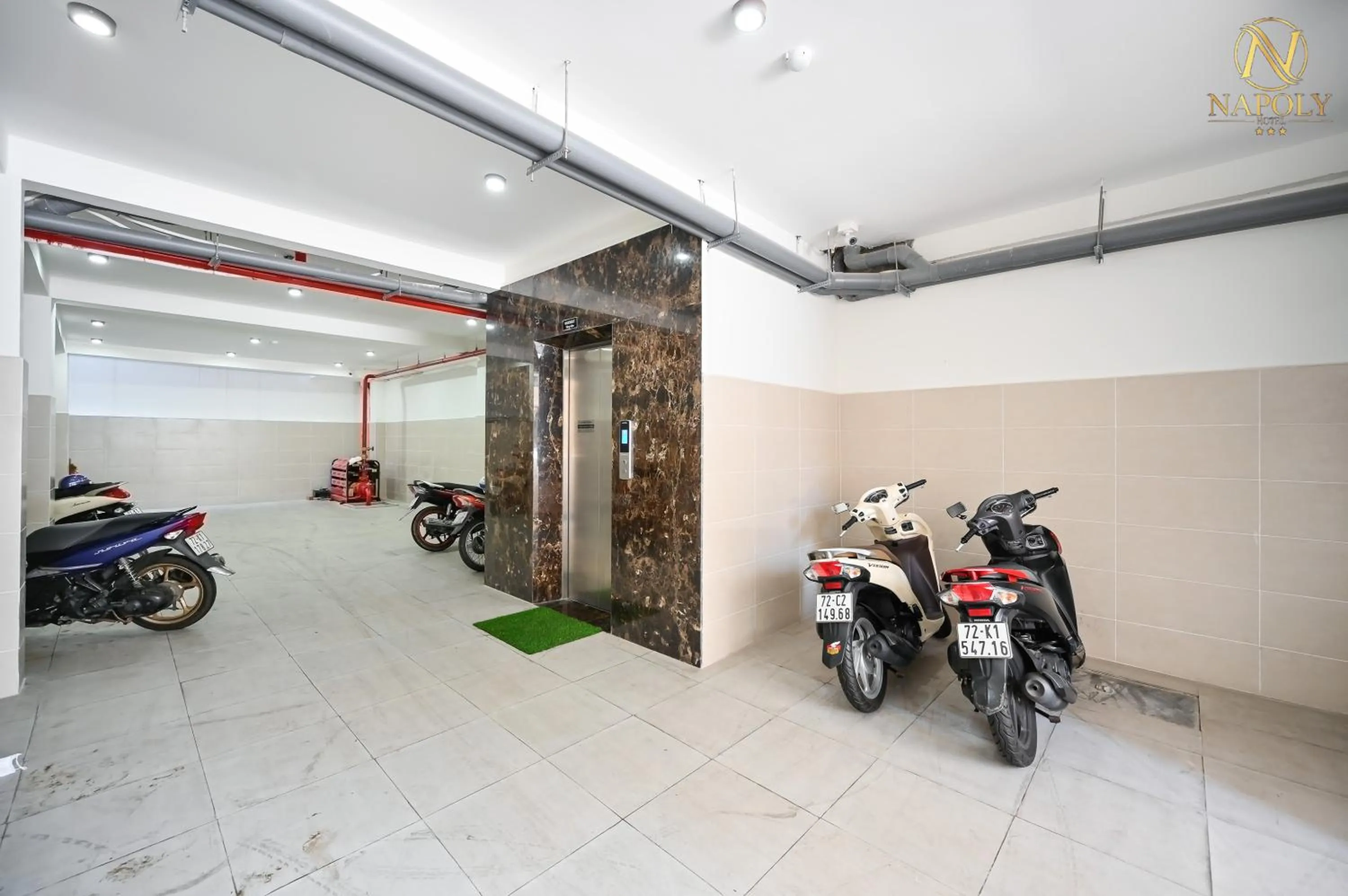 Parking in Napoly Hotel