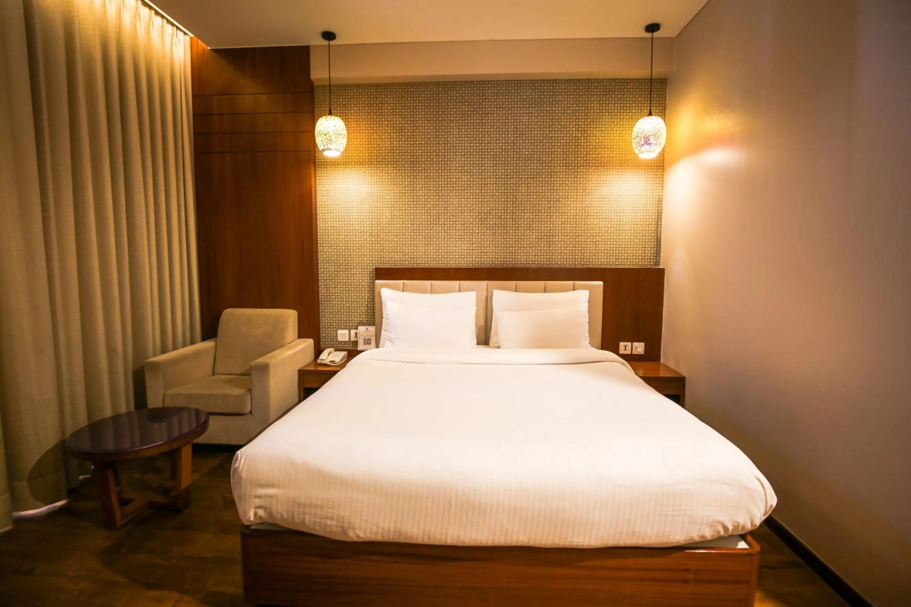 Bed in Pristine Hotel, Varanasi