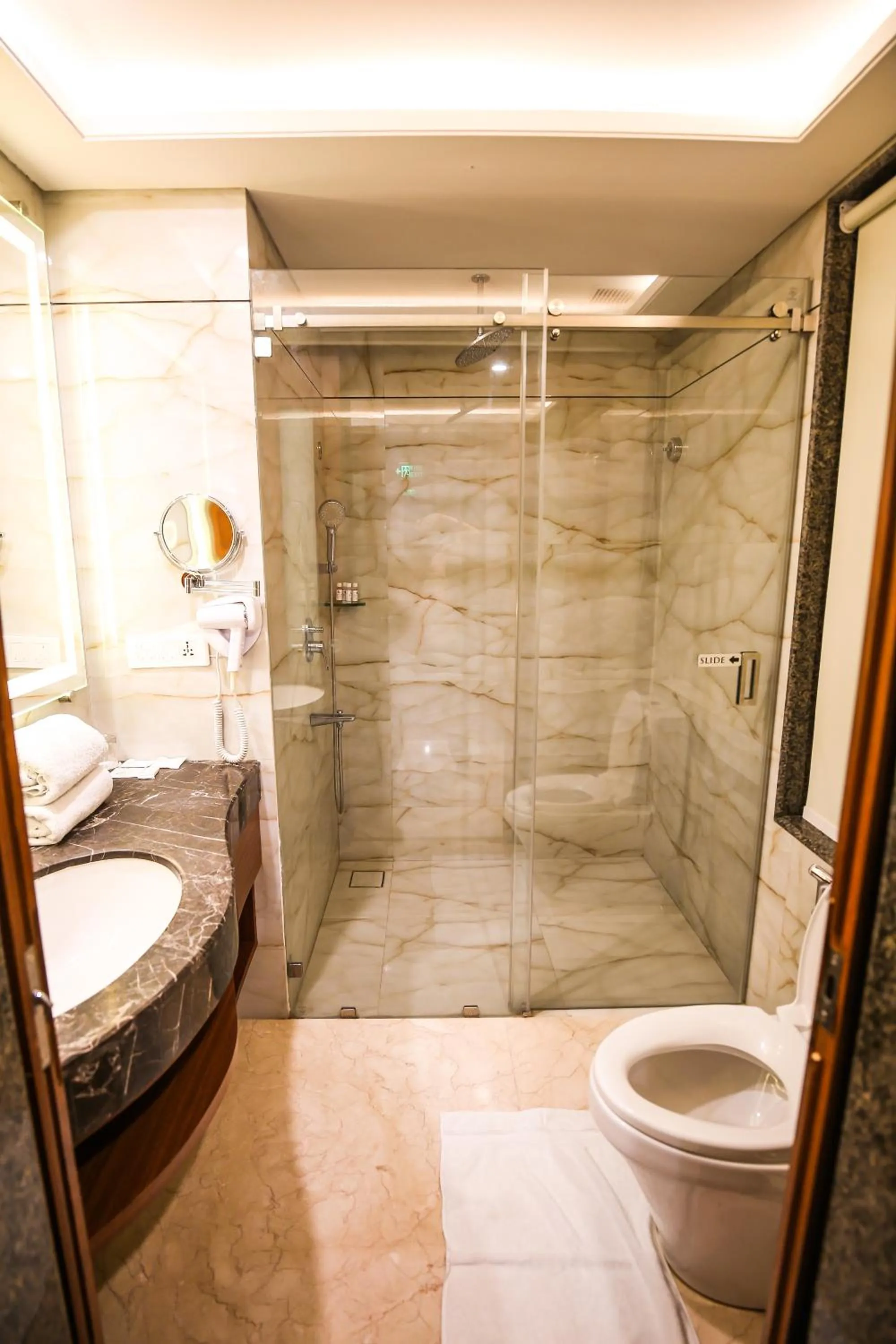 Shower in Pristine Hotel, Varanasi