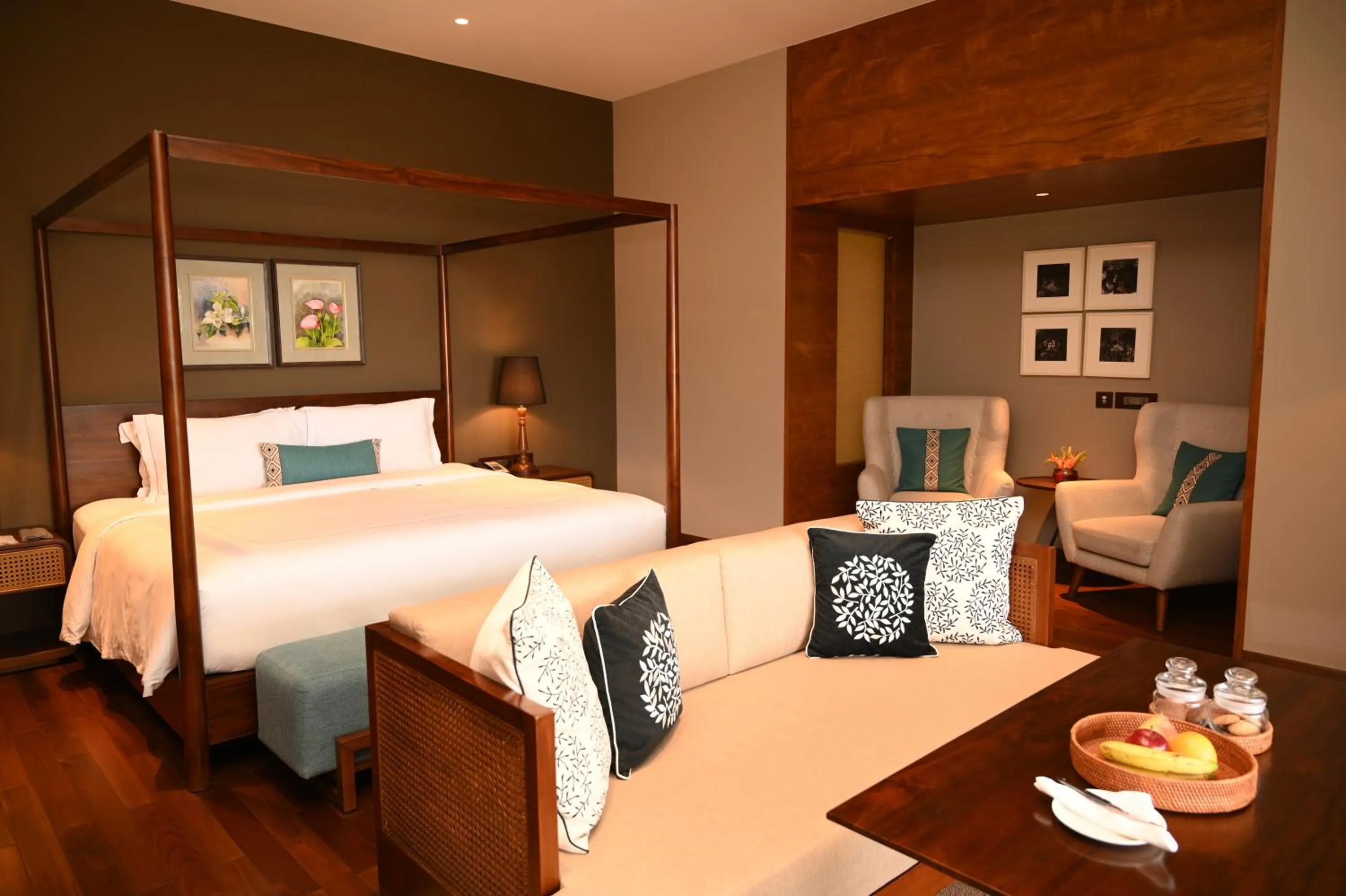 Bedroom, Bed in Taj Chia Kutir Resort & Spa Darjeeling