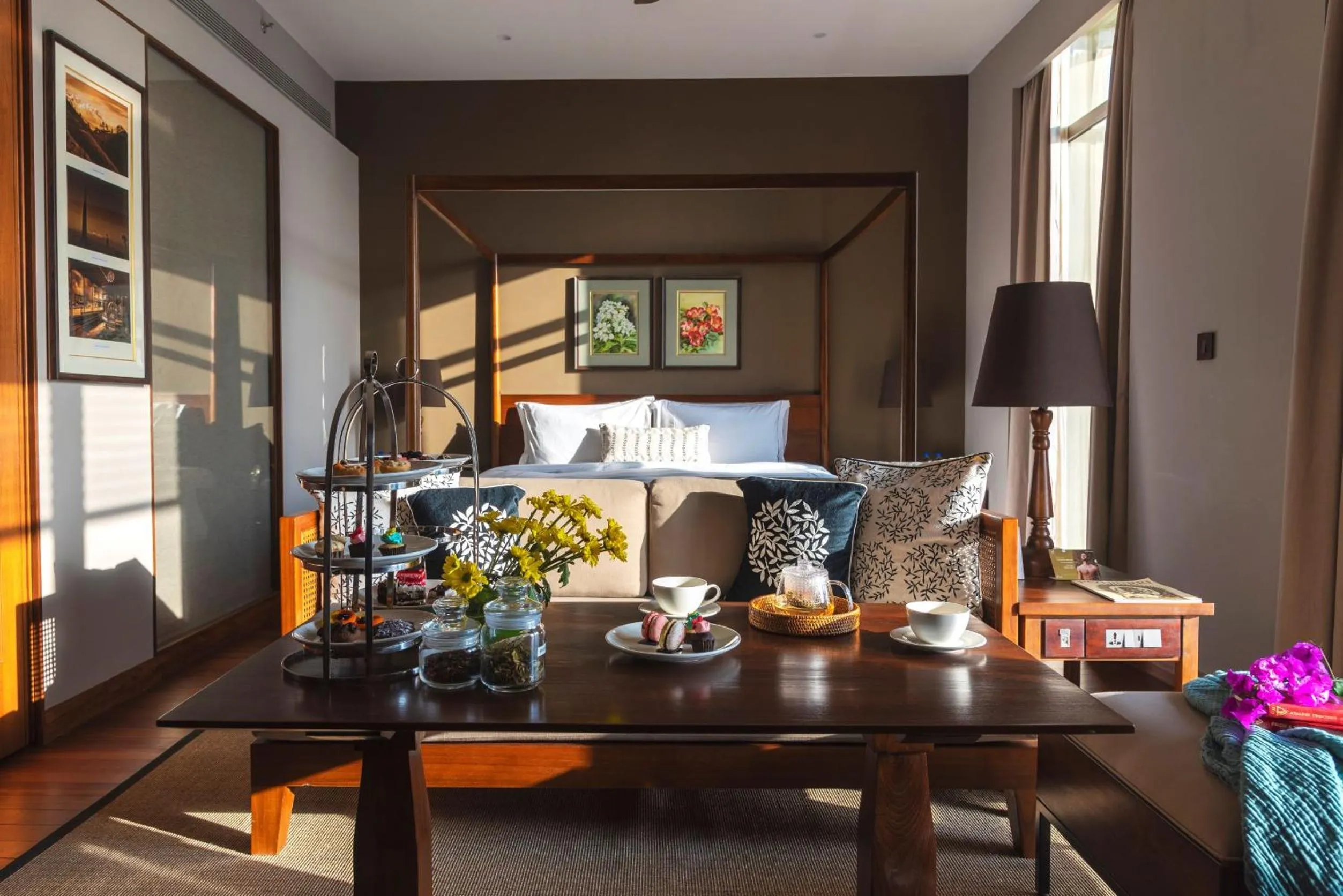 Breakfast in Taj Chia Kutir Resort & Spa Darjeeling