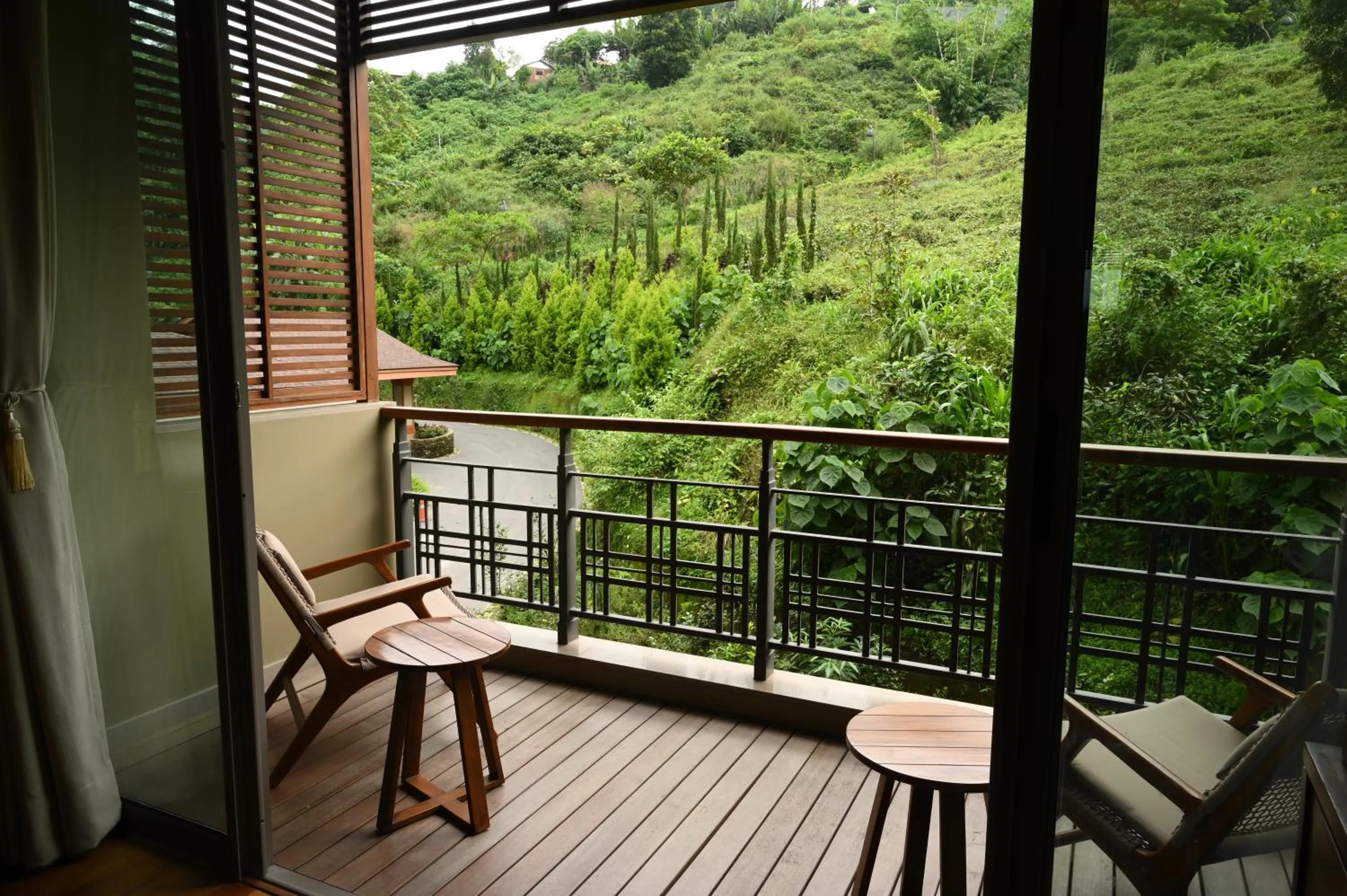 Balcony/Terrace in Taj Chia Kutir Resort & Spa Darjeeling