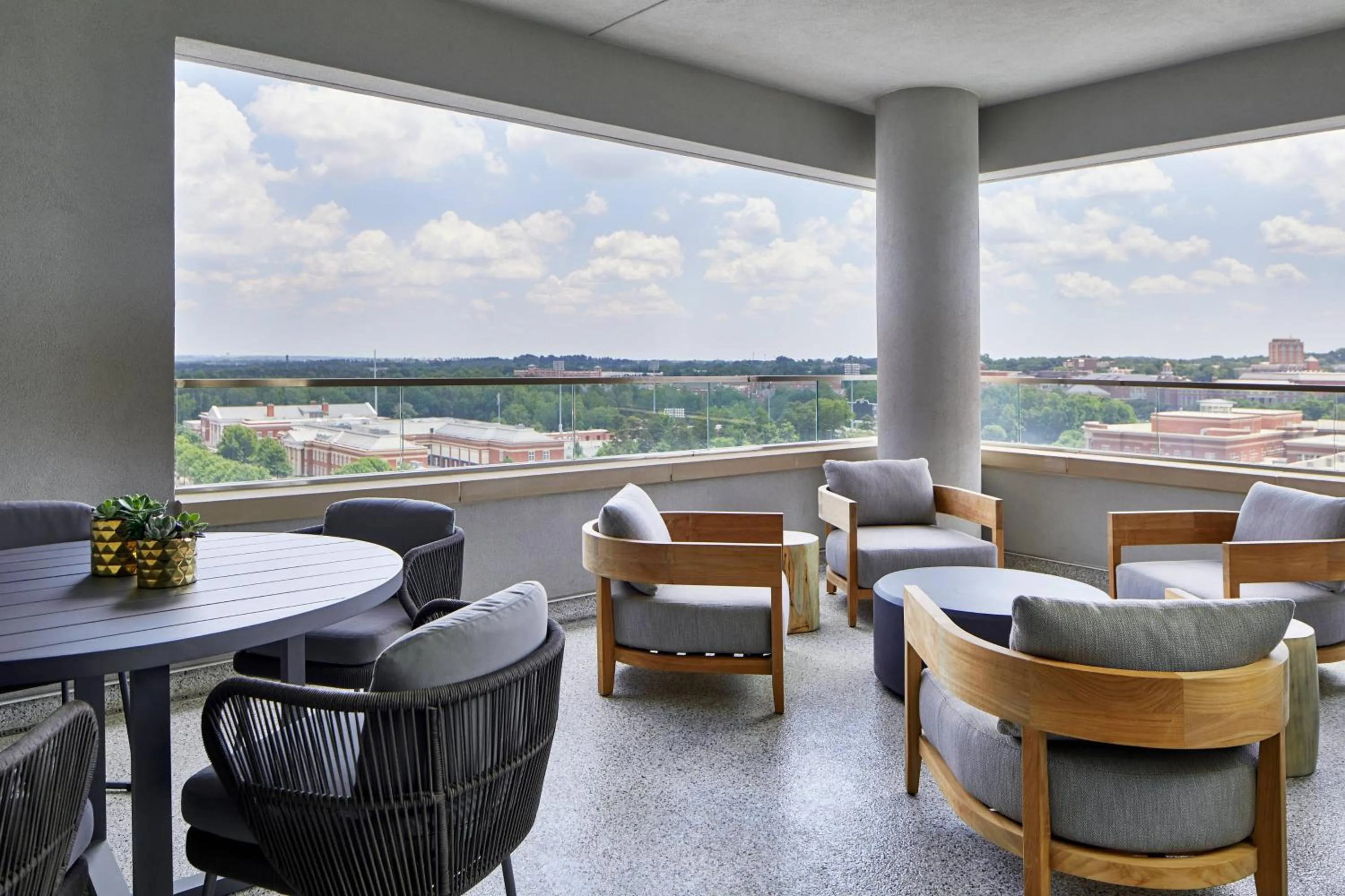 Photo of the whole room in UNC Charlotte Marriott Hotel & Conference Center