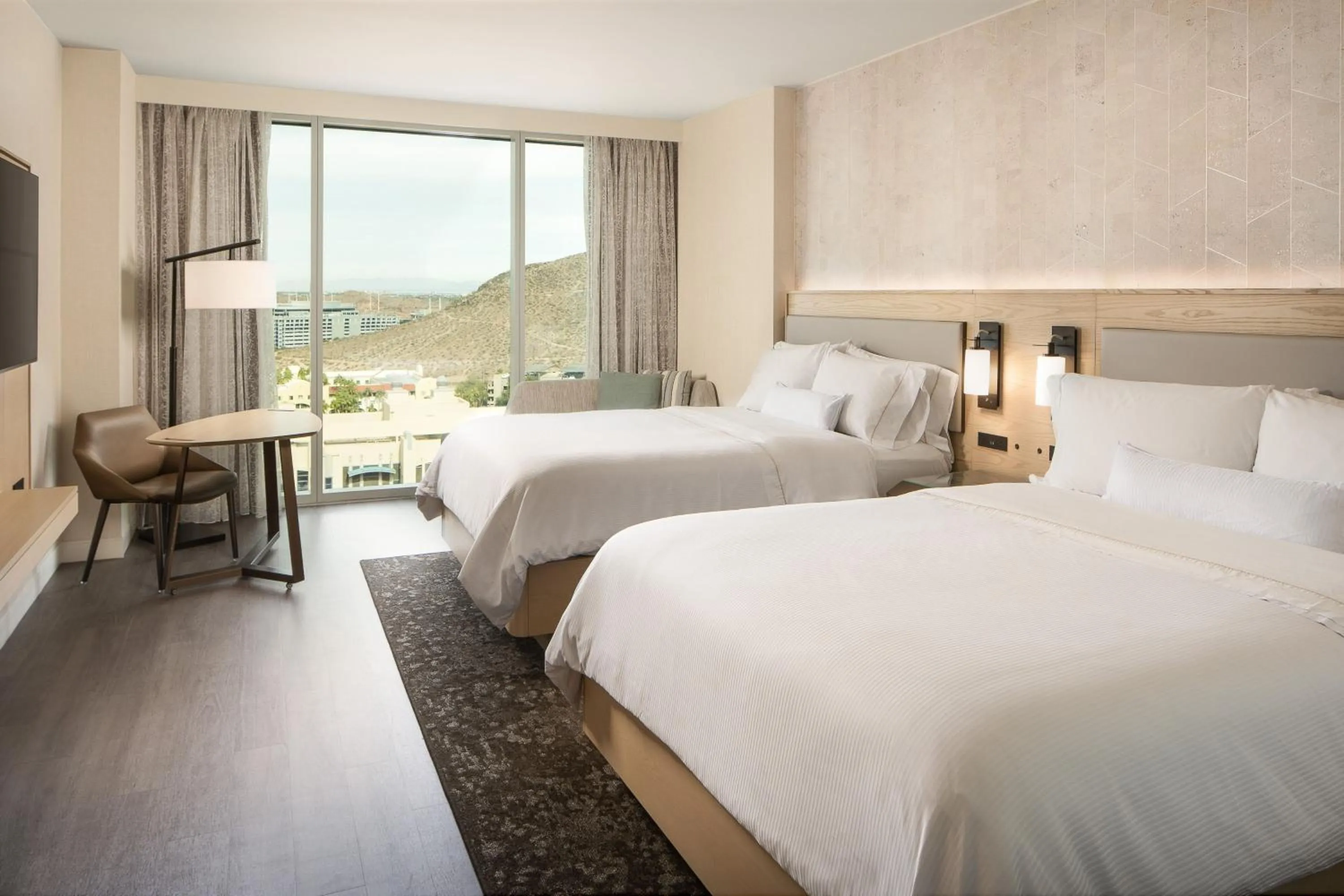 Photo of the whole room, Bed in The Westin Tempe