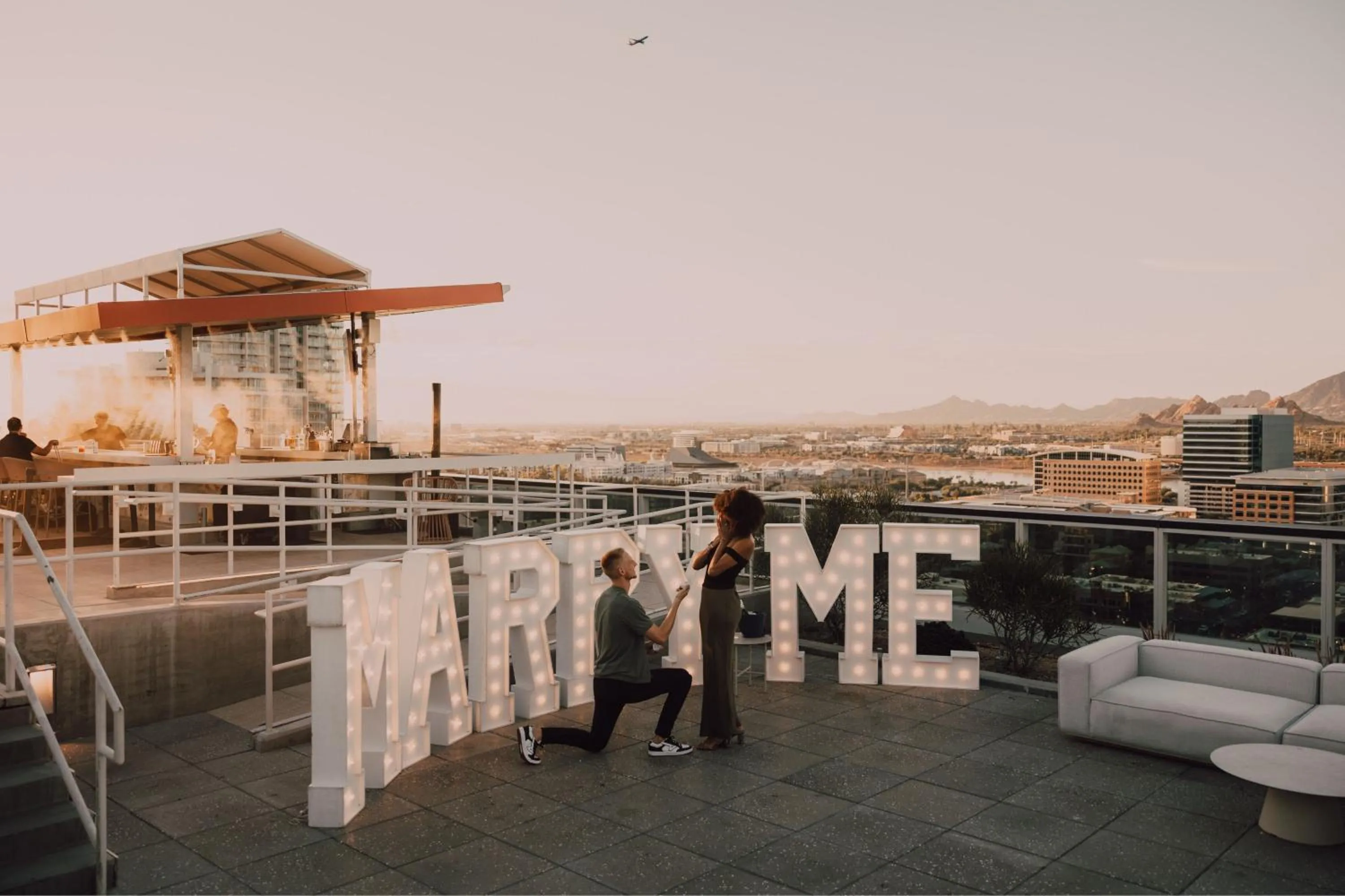 Lounge or bar in The Westin Tempe