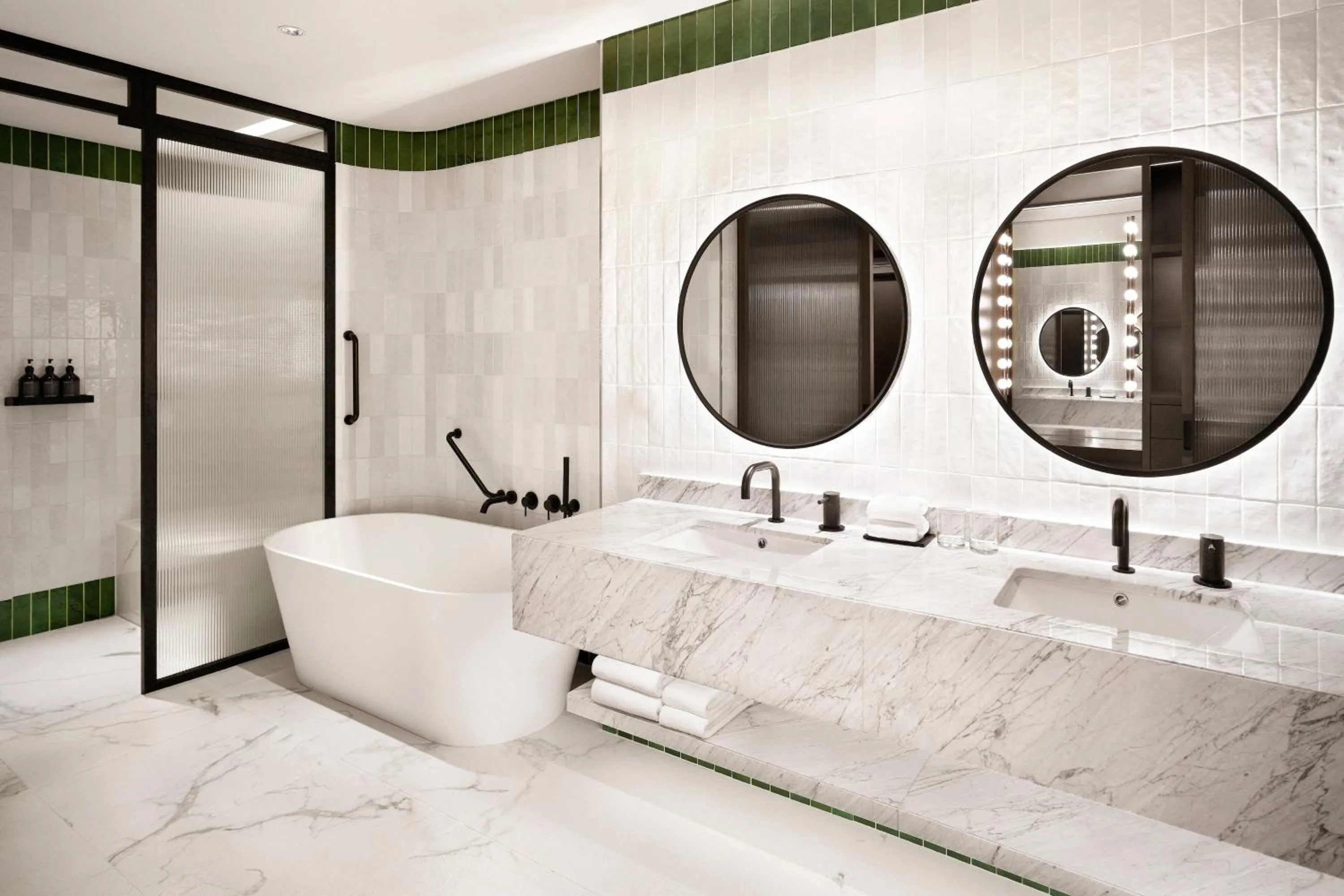 Bathroom in GRAVITY JOSUN Seoul Pangyo, Autograph Collection