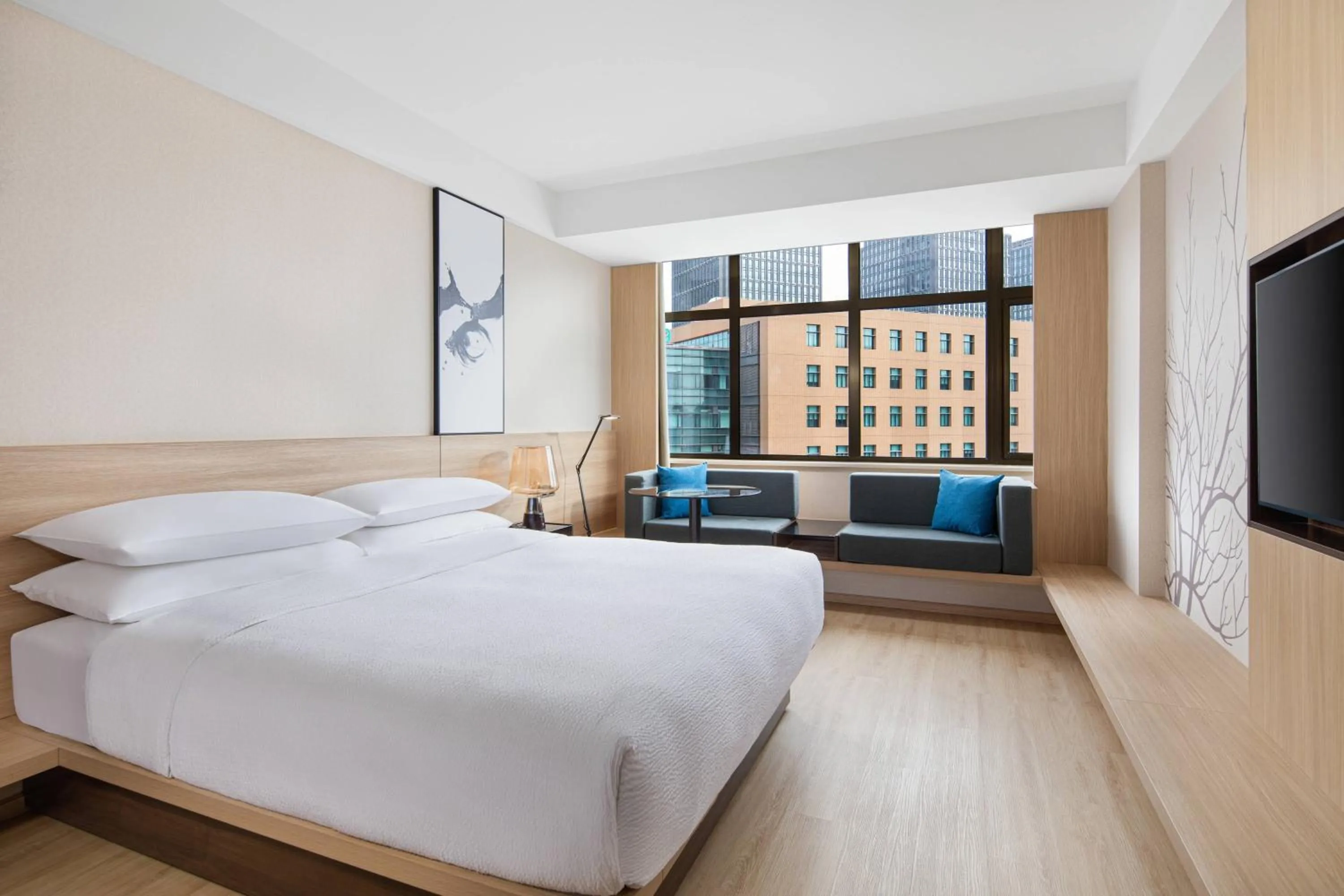Photo of the whole room, Bed in Fairfield by Marriott Shanghai Pudong Central