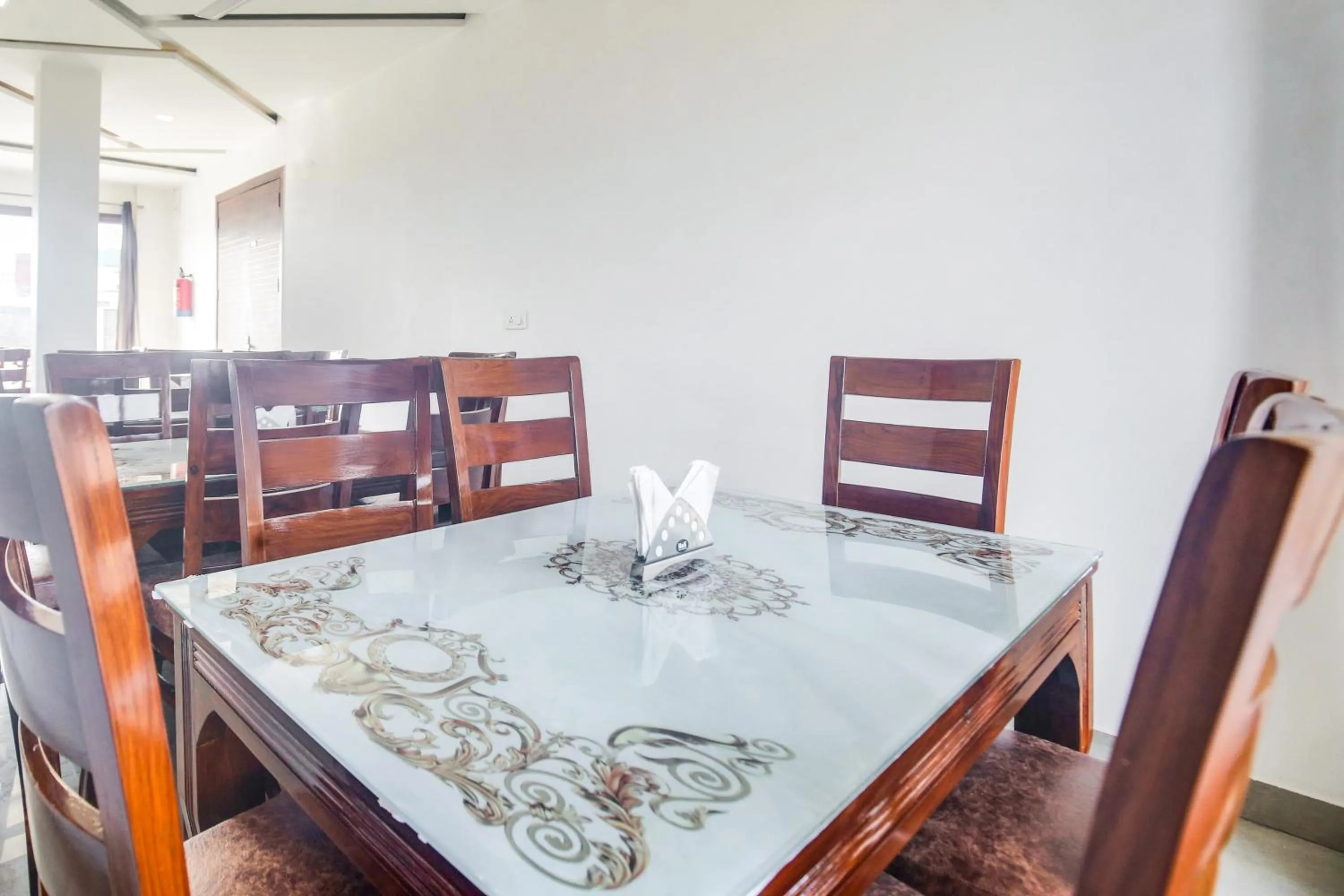 Restaurant/places to eat in FabHotel Golden Home