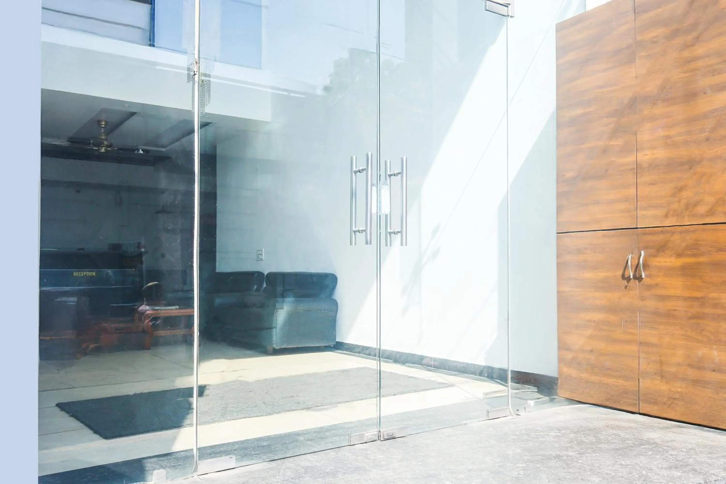 Facade/entrance in FabHotel Golden Home