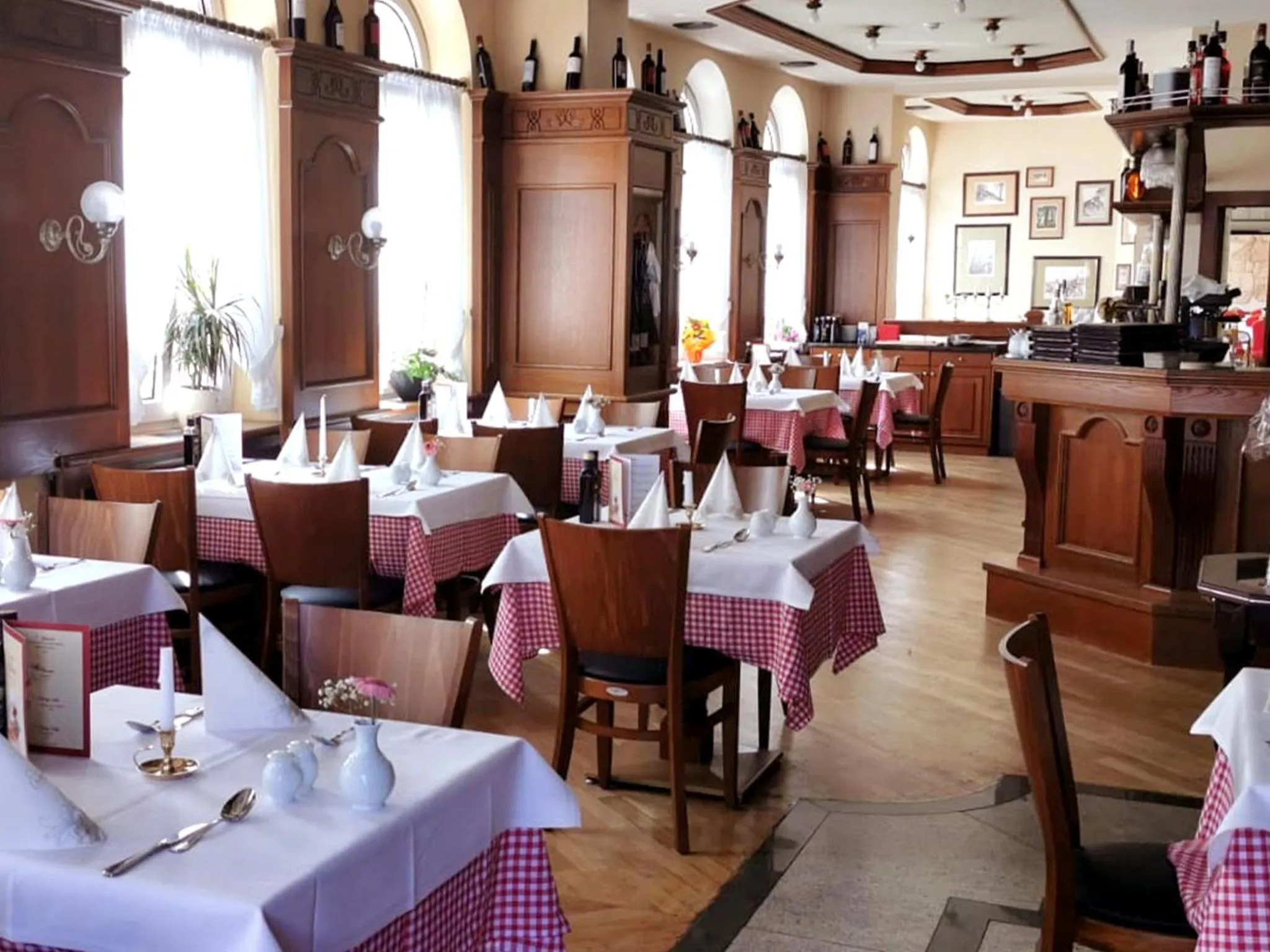 Restaurant/places to eat in Hotel DREI SCHWANEN - Ristorante Due Fratelli