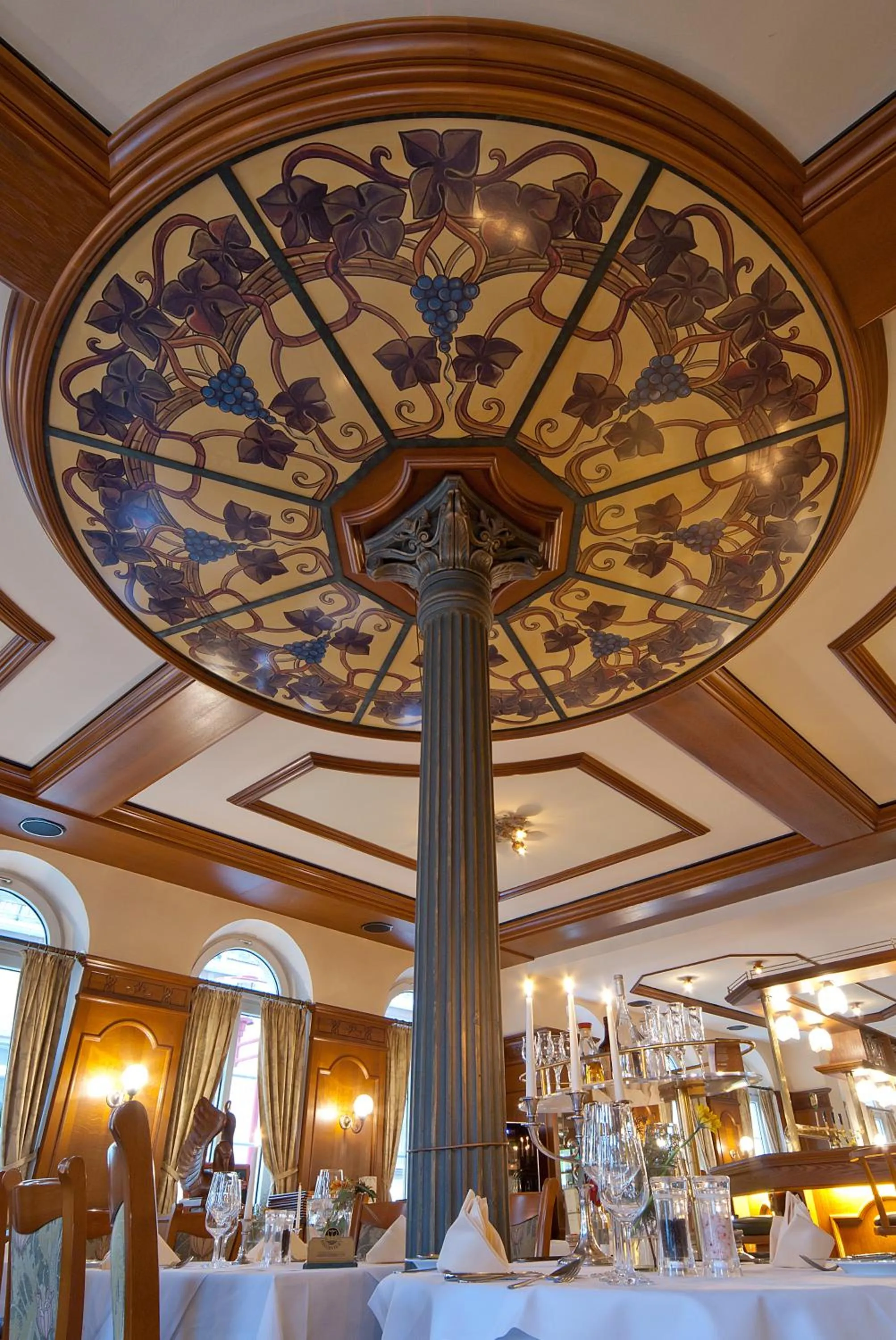 Dining area in Hotel DREI SCHWANEN - Ristorante Due Fratelli