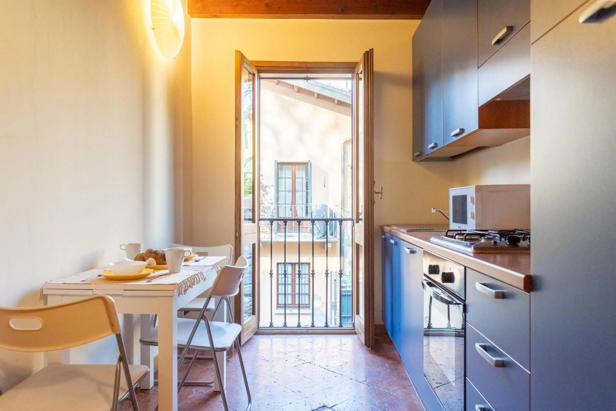 San Fedele Apartment - Historical Como City Center by Rent All Como