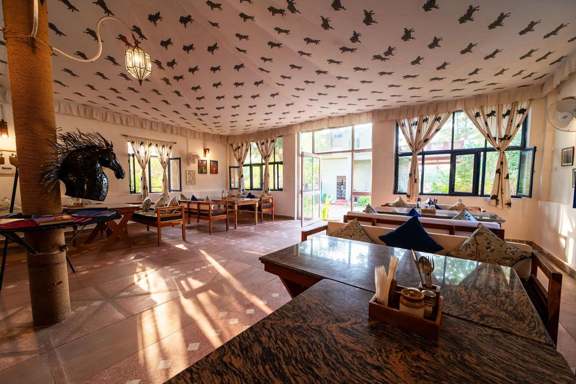 Restaurant/places to eat in Maa Ashapura Resort