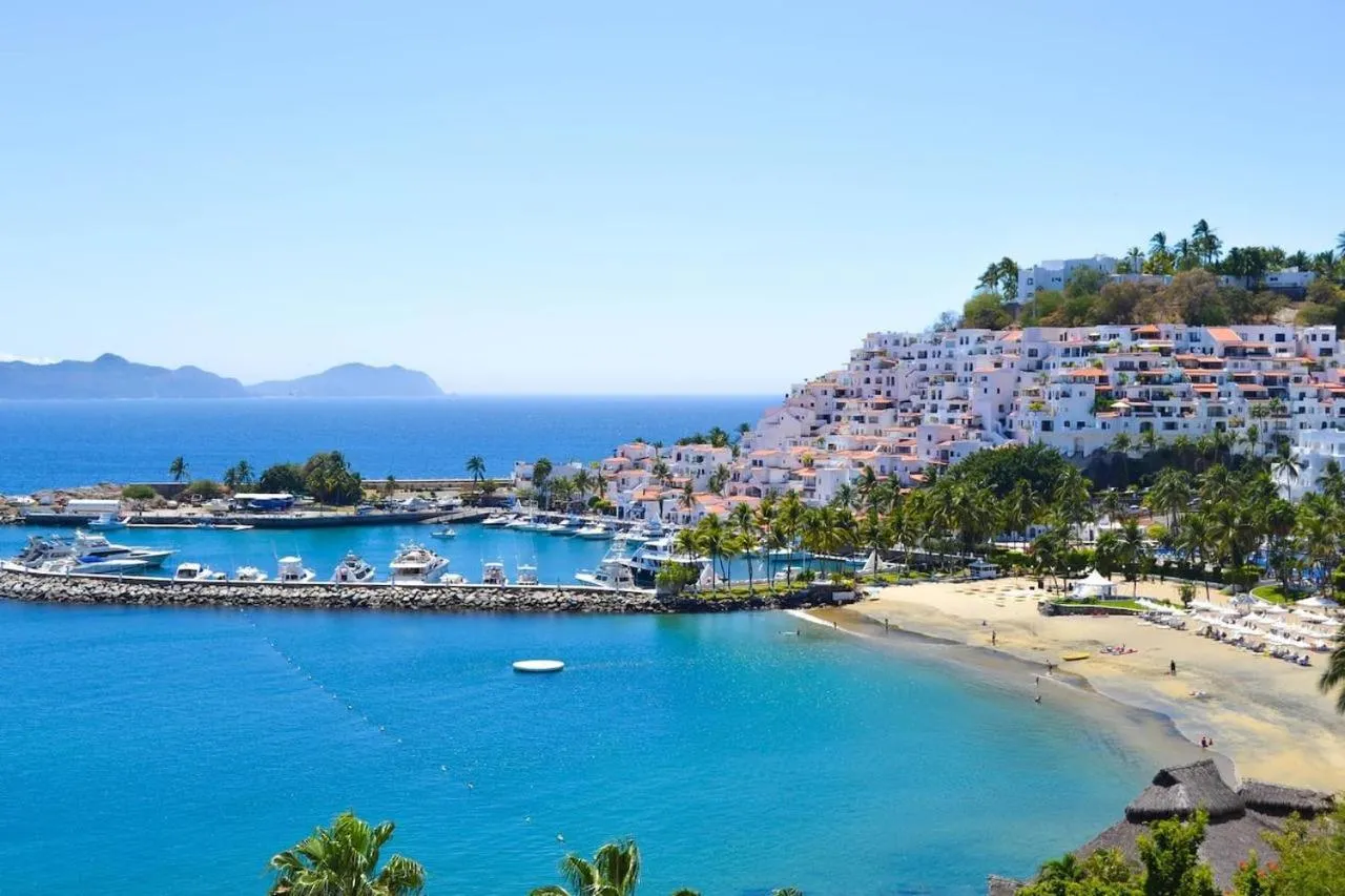 Beach in Hermoso condominio en Bahía Manzanillo