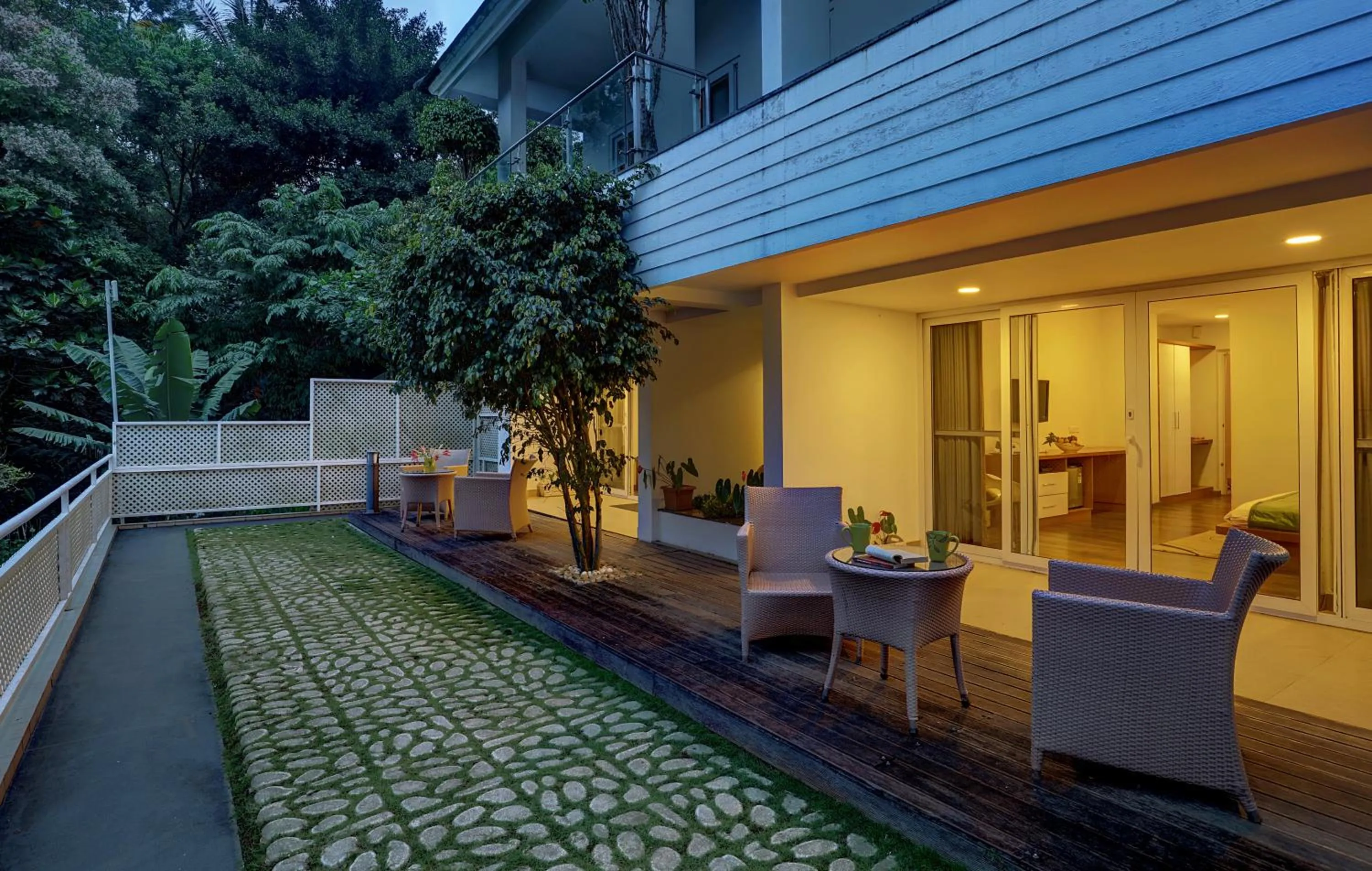 Balcony/Terrace in SWISS COUNTY