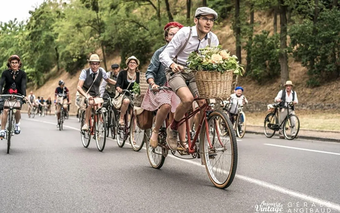 Activities in Logis Loire Hotel - Les Cocottes Restaurant