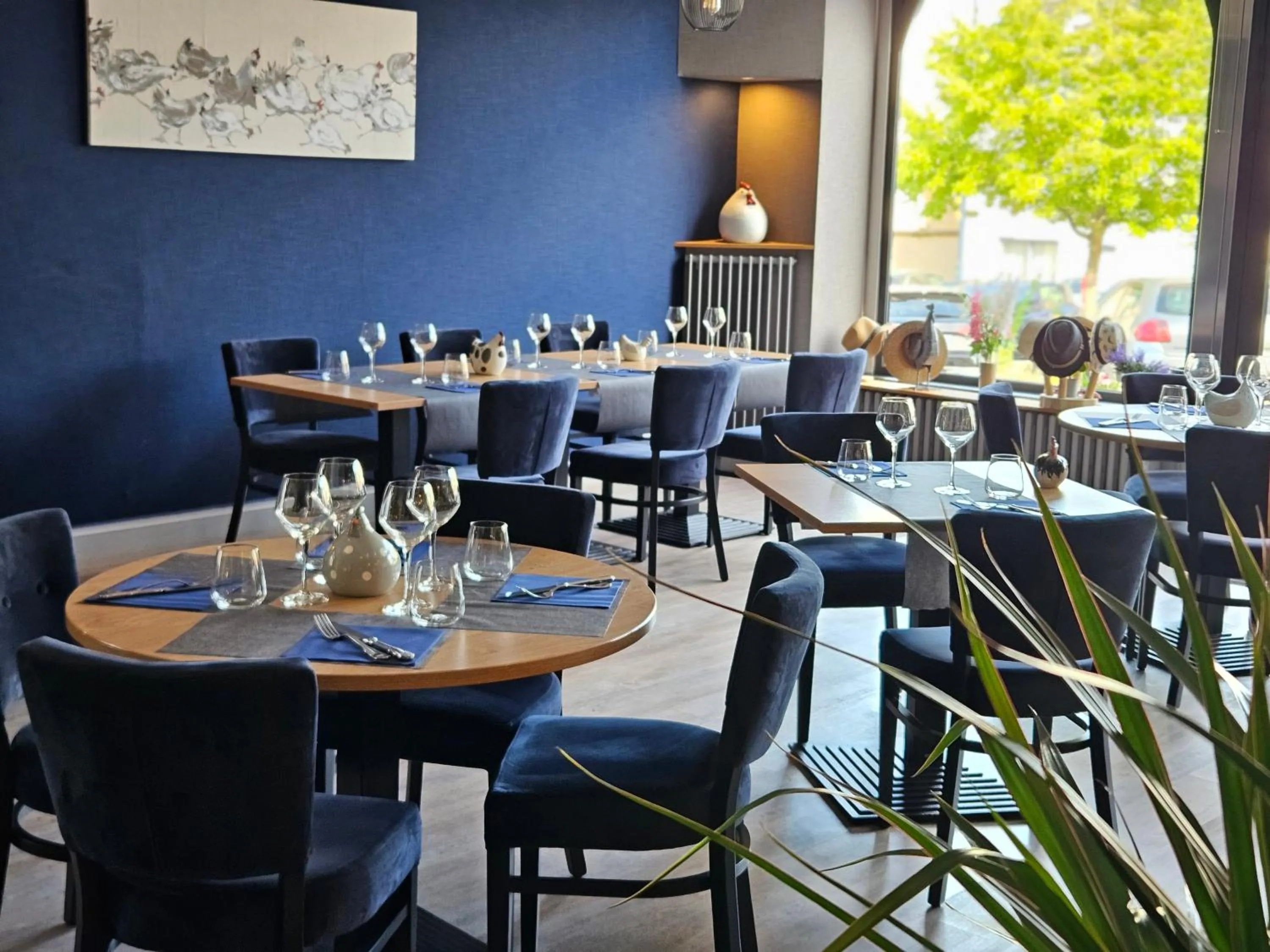 Restaurant/places to eat in Logis Loire Hotel - Les Cocottes Restaurant