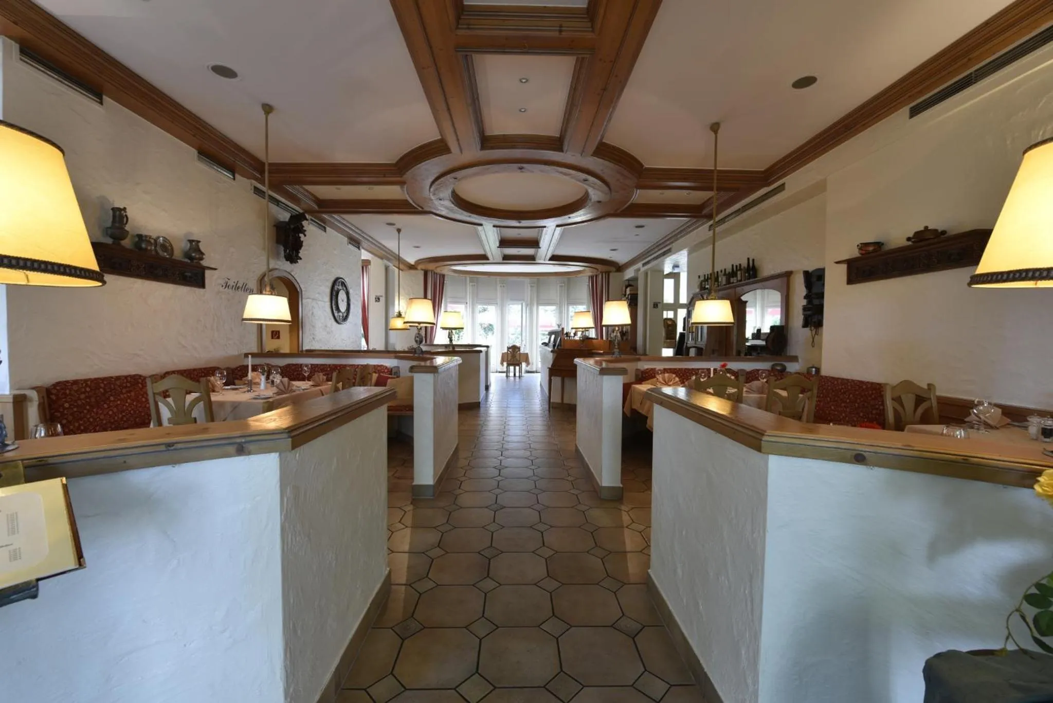 Restaurant/places to eat in Landhaus Alpinia